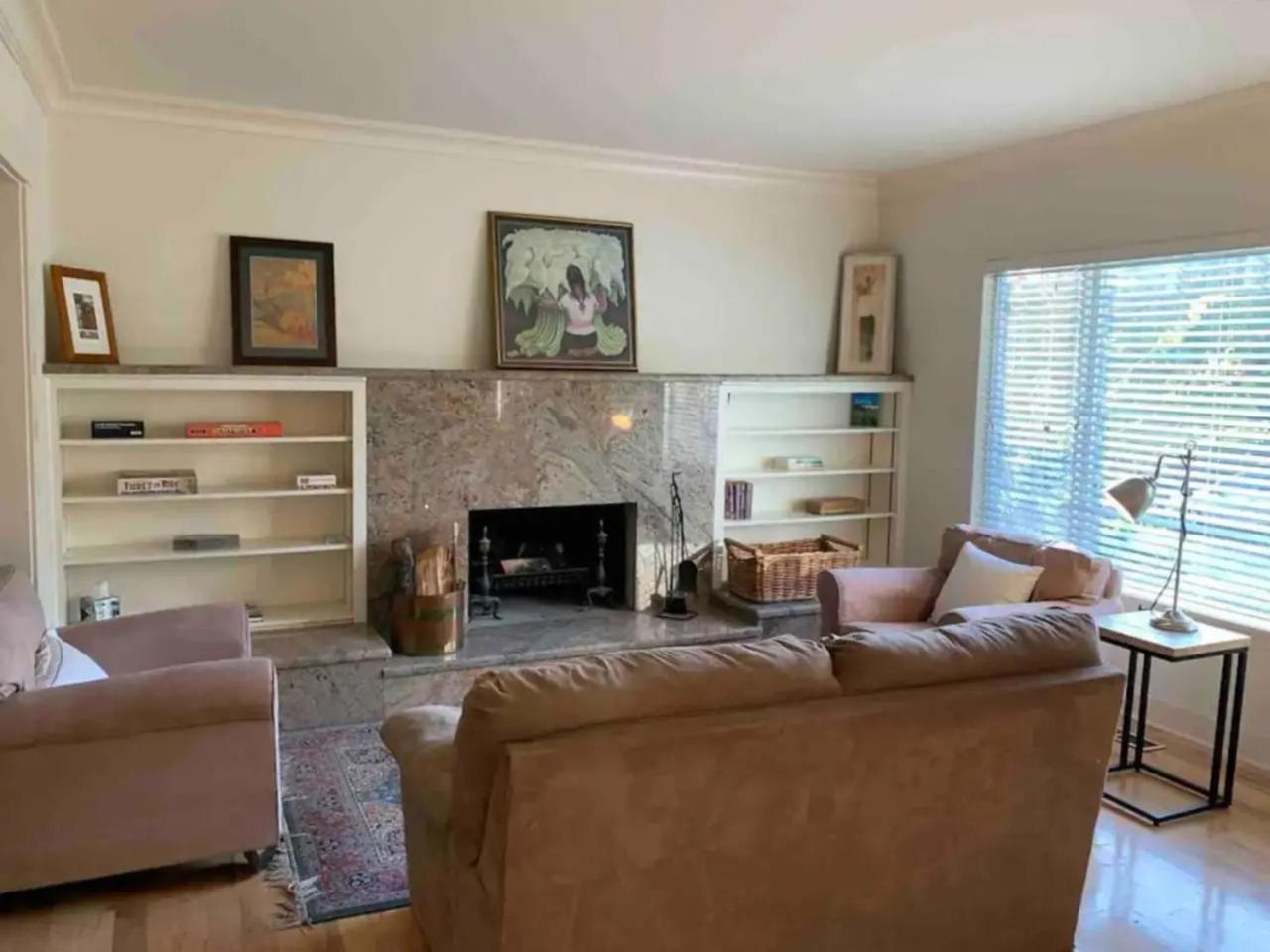 Burke House Collection - Main House Homestay Seattle