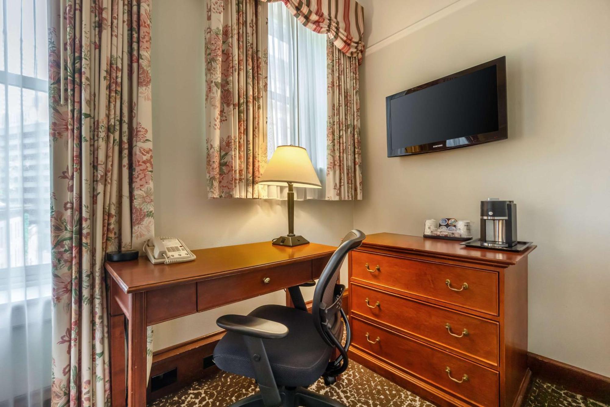 Best Western Plus Pioneer Square Downtown