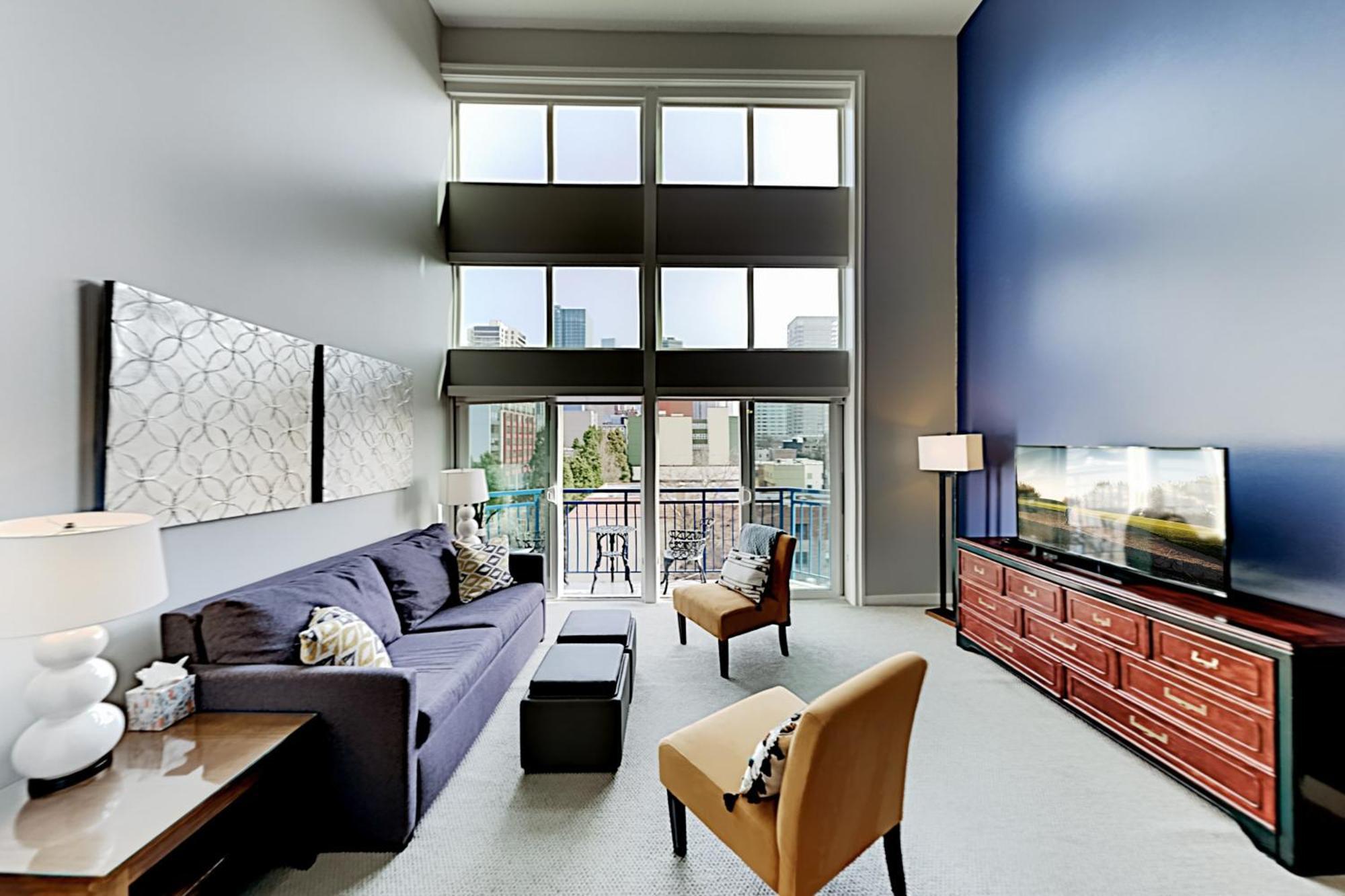 Apartment Belltown Unit 733 *