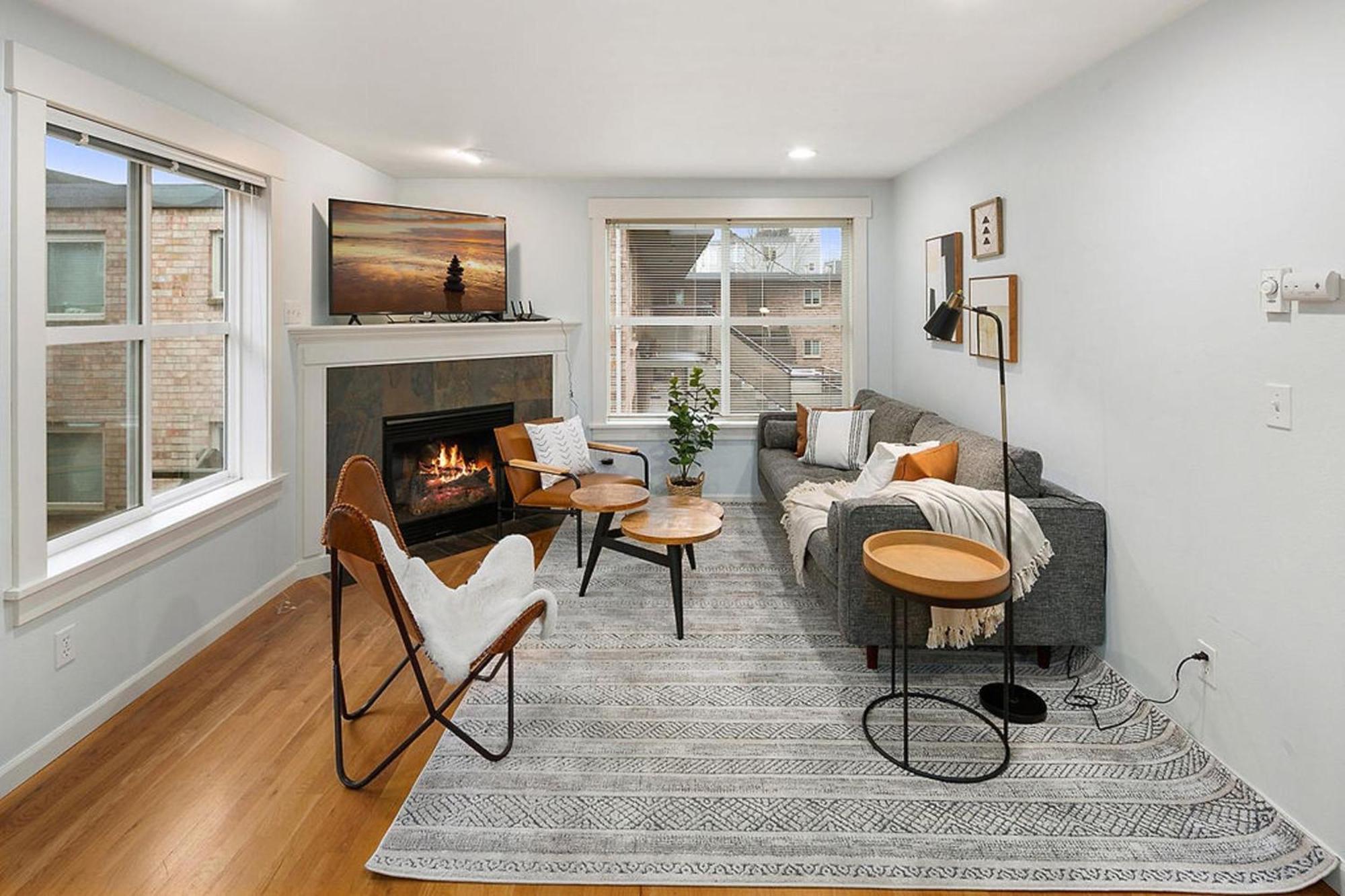 Aurora Abode By Betterstay Seattle