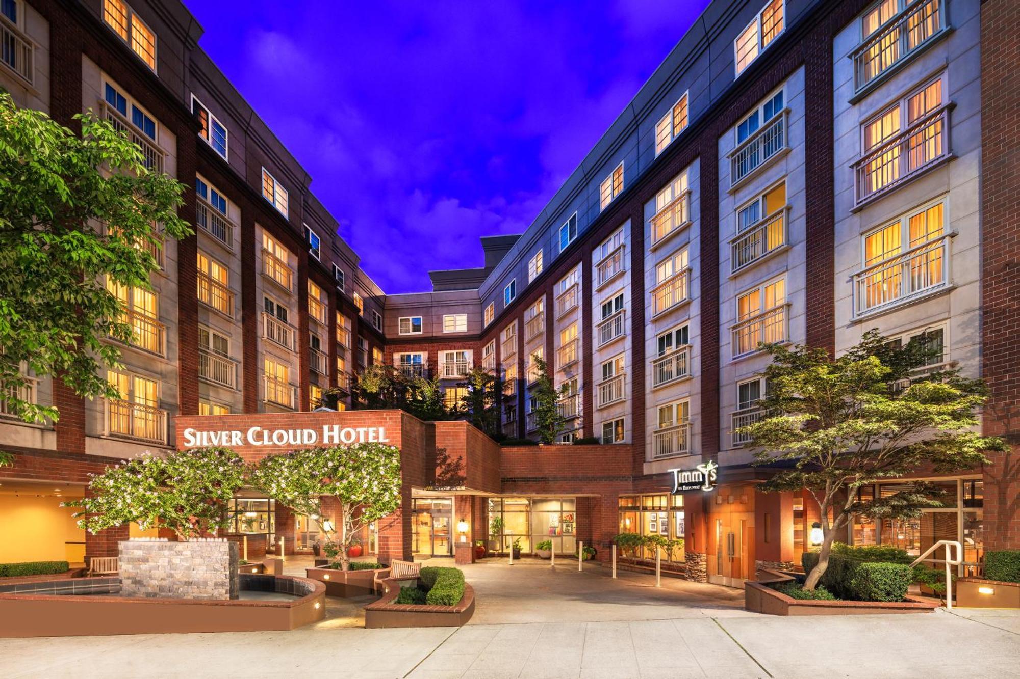 Silver Cloud - Broadway Seattle