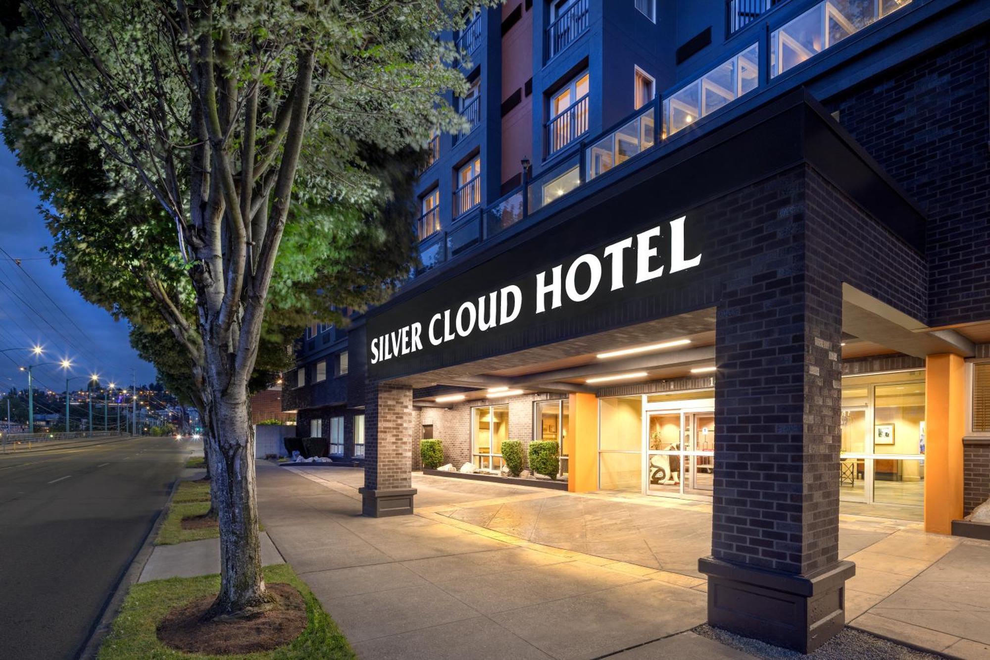 Silver Cloud - Union 3* Seattle