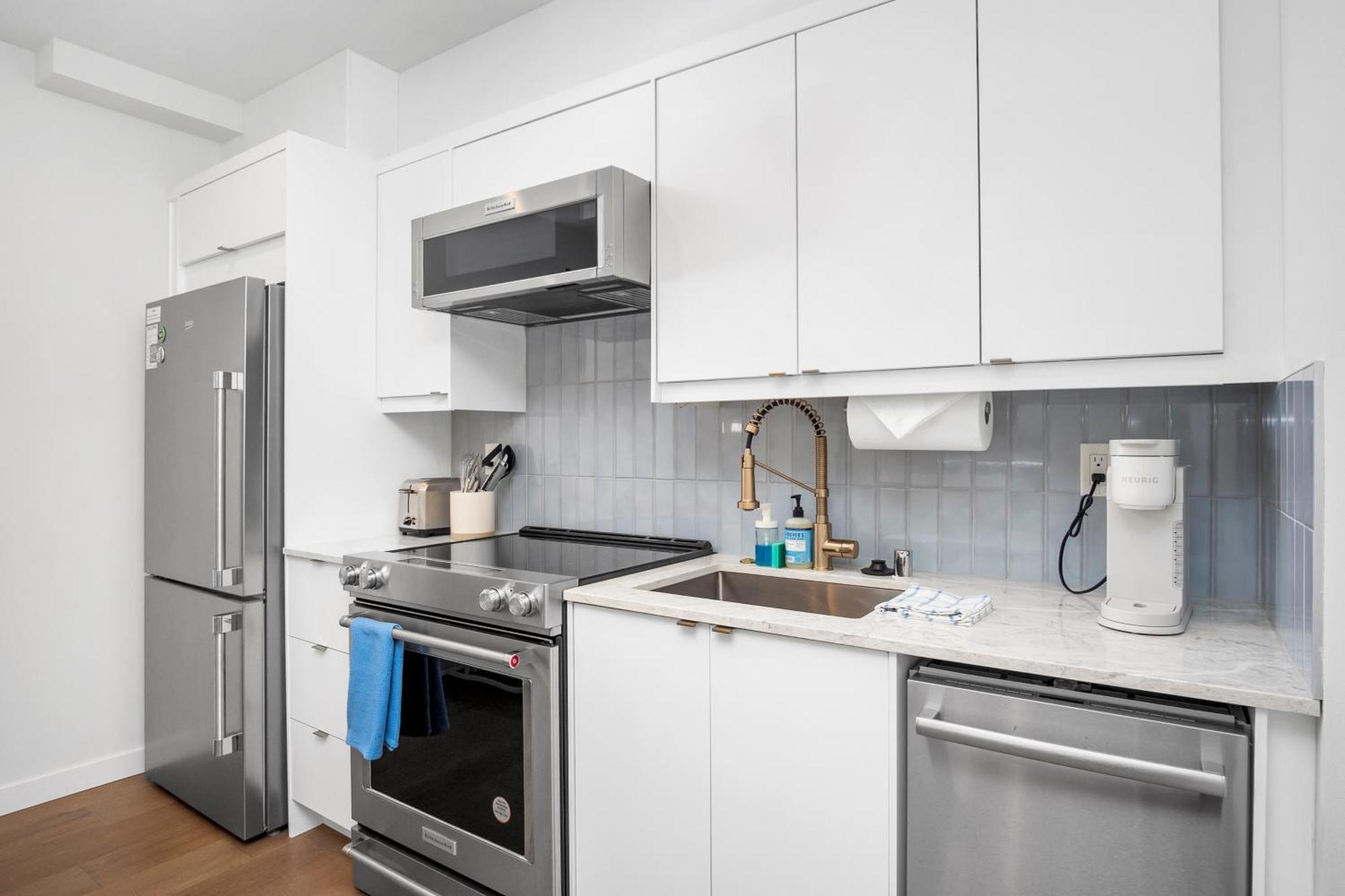 Travelers Dream, Walk To Space Needle, Parking, Backyard Holiday home Seattle