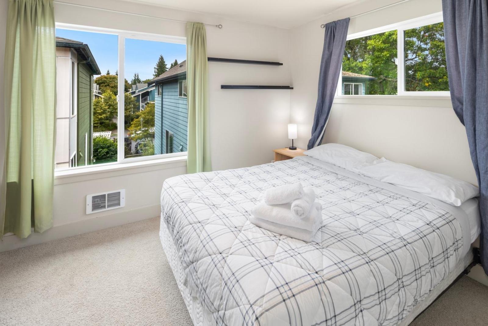 Welcome To Your Cozy Retreat Holiday home *