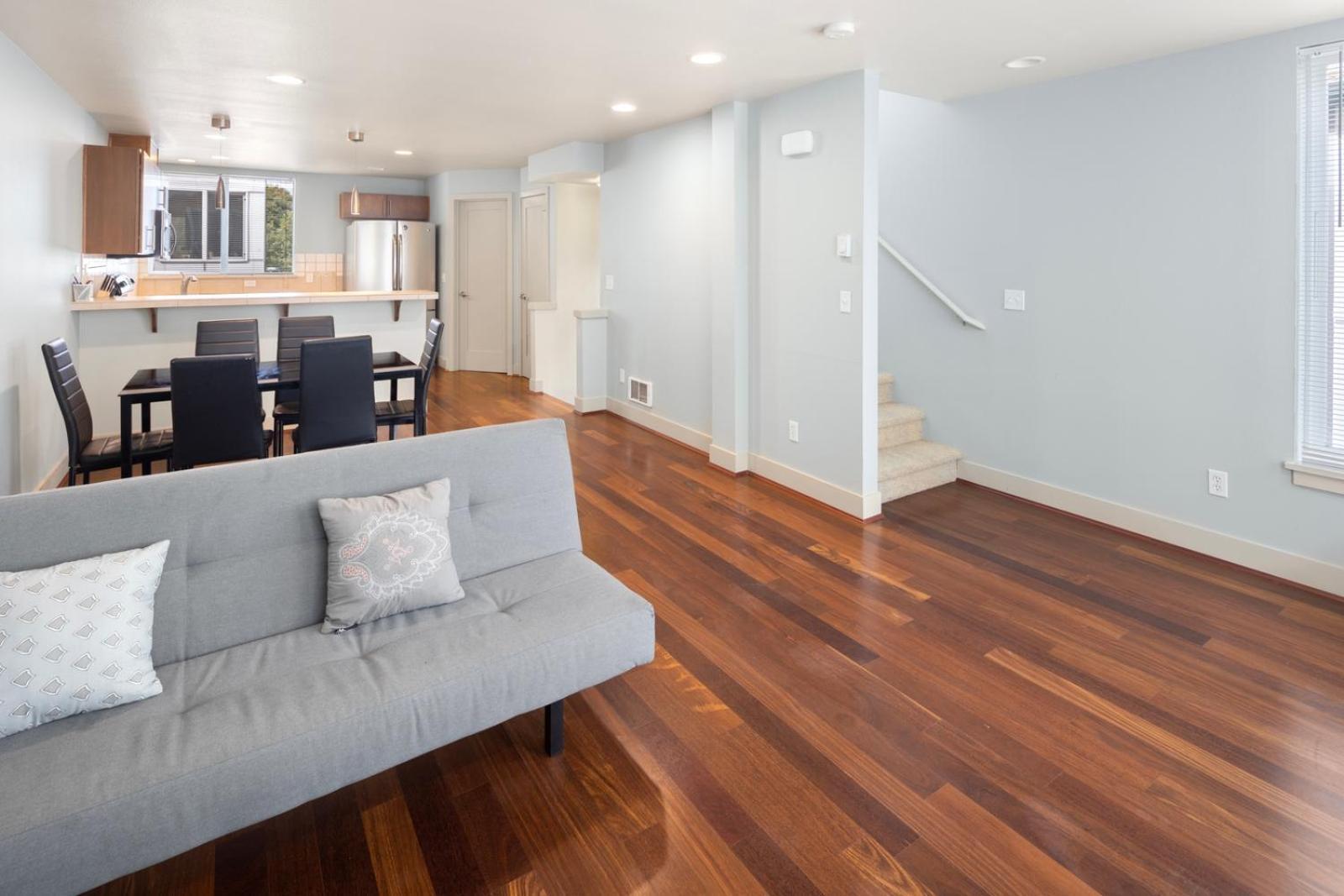 Welcome To Your Cozy Retreat * Seattle