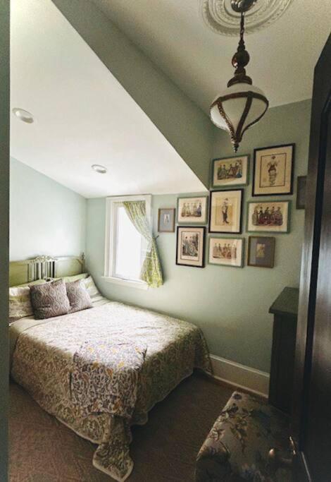 Apartment Blue Heron Manor - Historic Charm Centrally Located