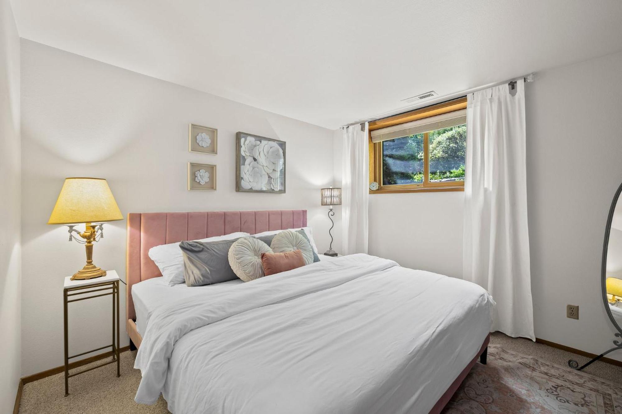 Caphill Charm Villa *