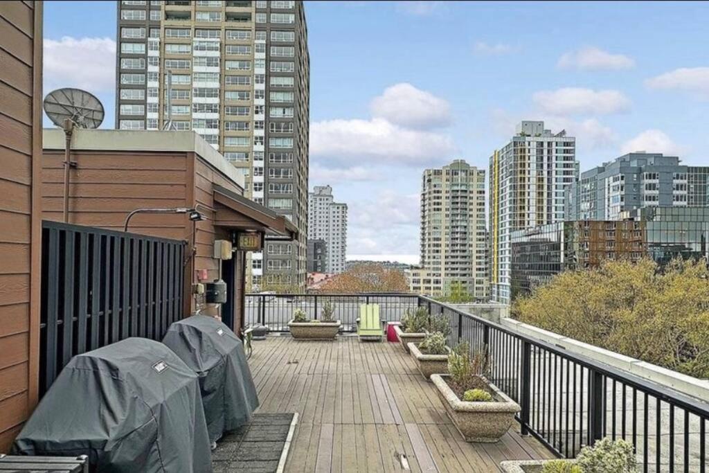 Affordable Belltown Near Space Needle & Downtown