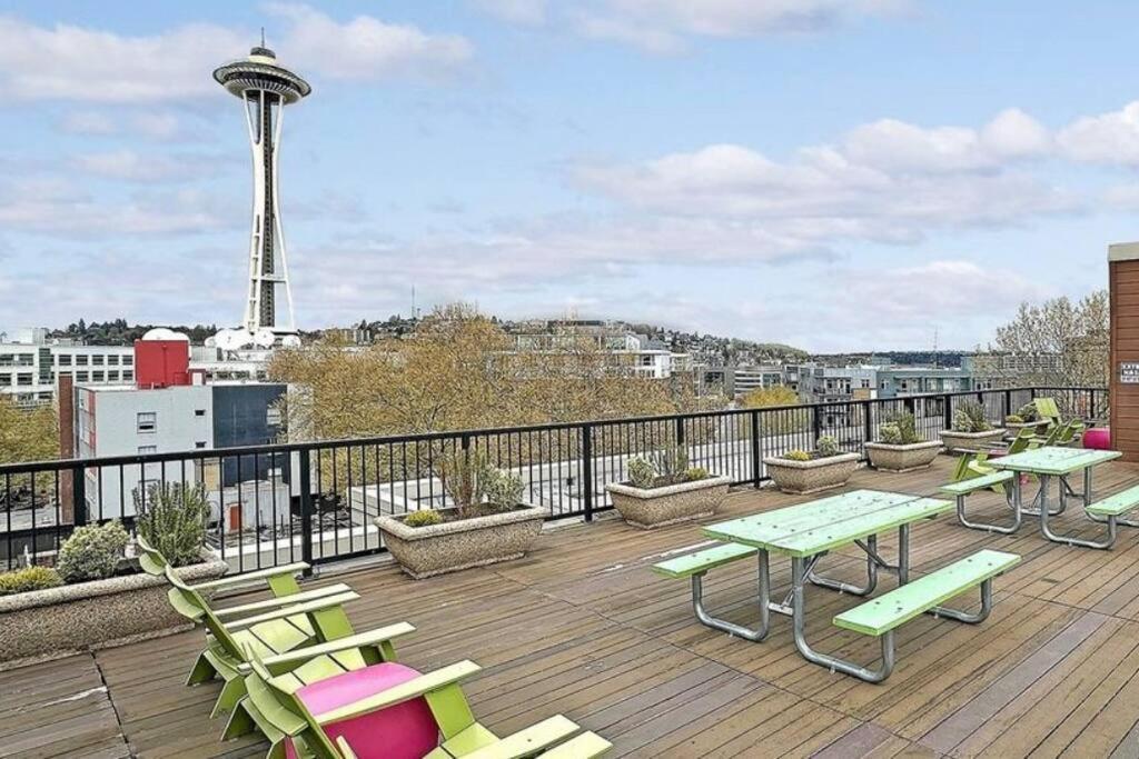 Affordable Belltown Near Space Needle & Downtown Apartment *