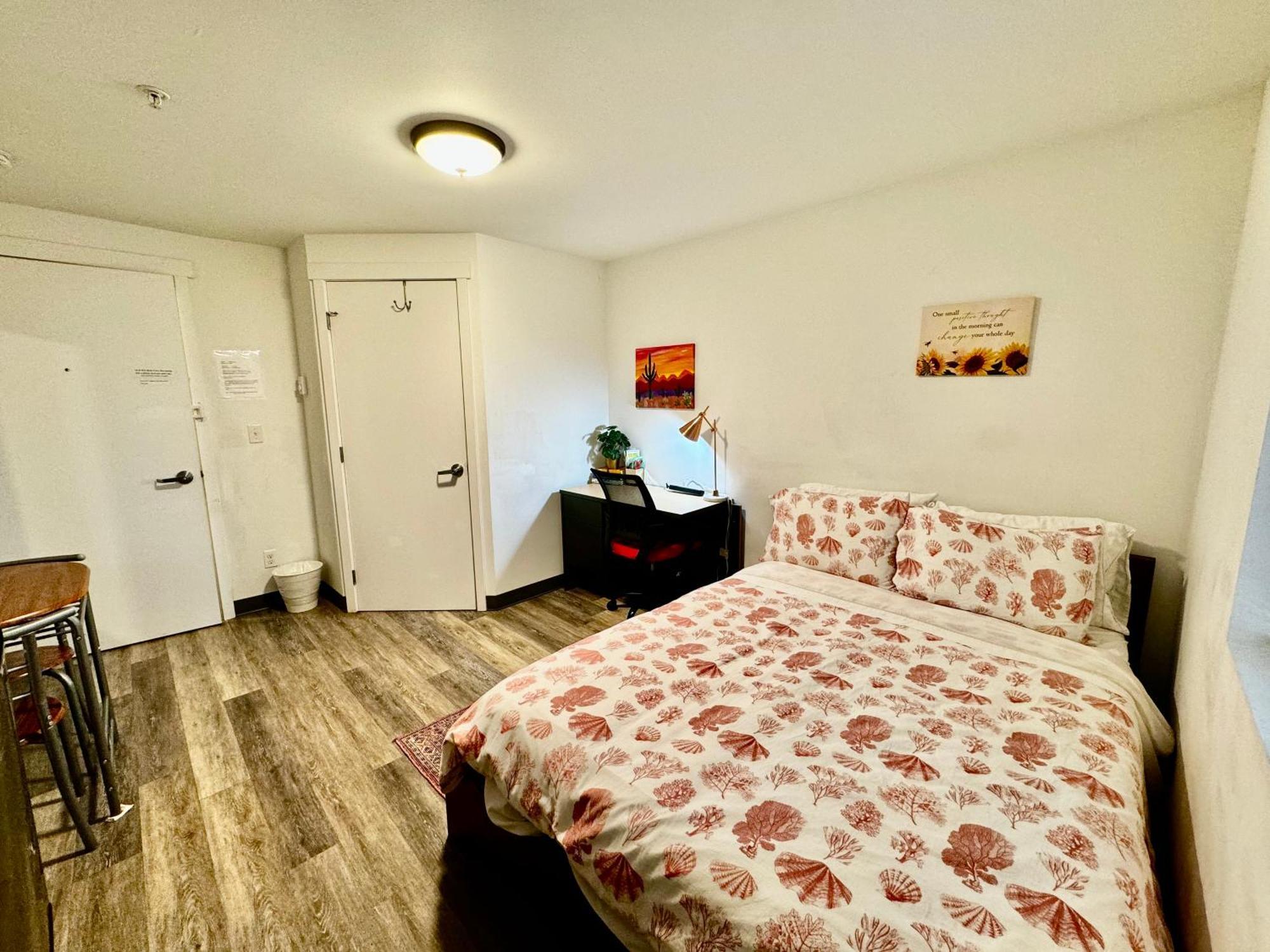 Apartment Micro 10 Minutes Walk To Of Washington Seattle