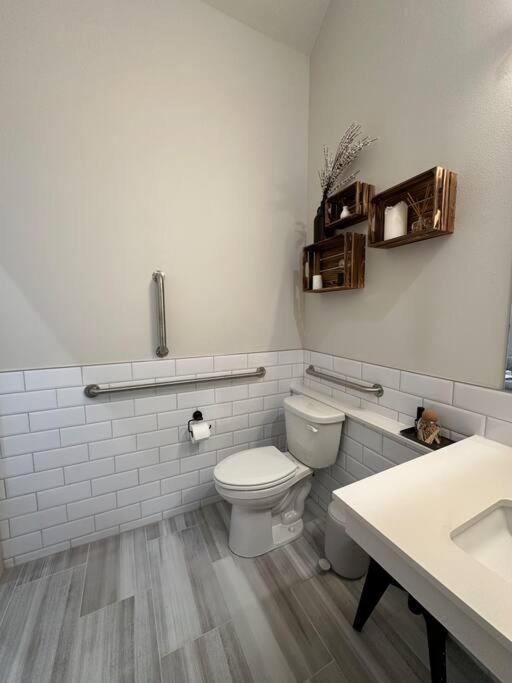 Apartment Charming Near Lumen Field And Tmobile Park Seattle