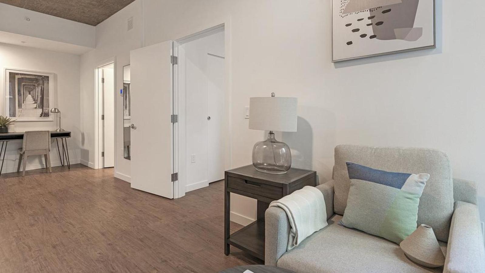 Apartment Landing At Madrone - In District *