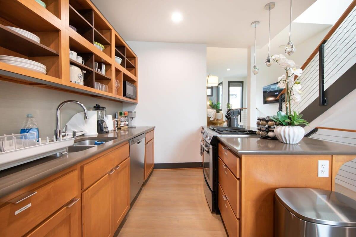 Queen Anne Modern Family Free Parking - Slu - Gym Holiday home Seattle