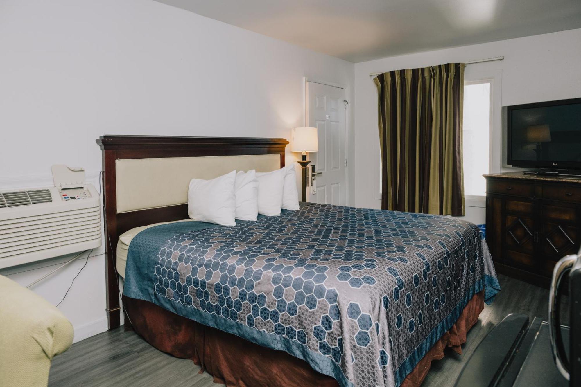 La Hacienda Motel Seattle