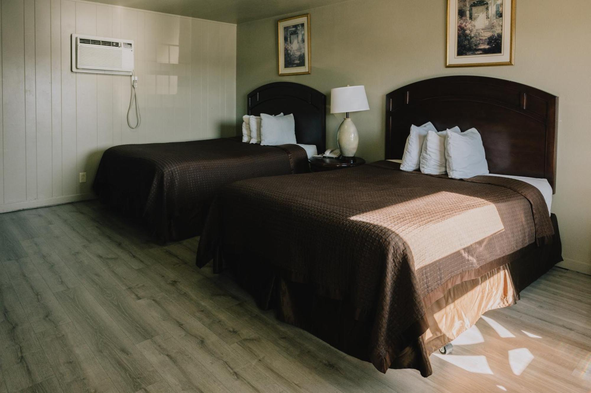 La Hacienda Motel Seattle