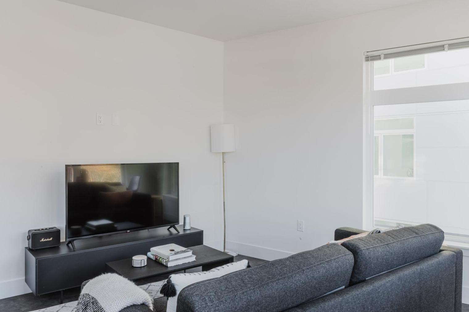 Blueground First Hill 1bd Sea-790 *
