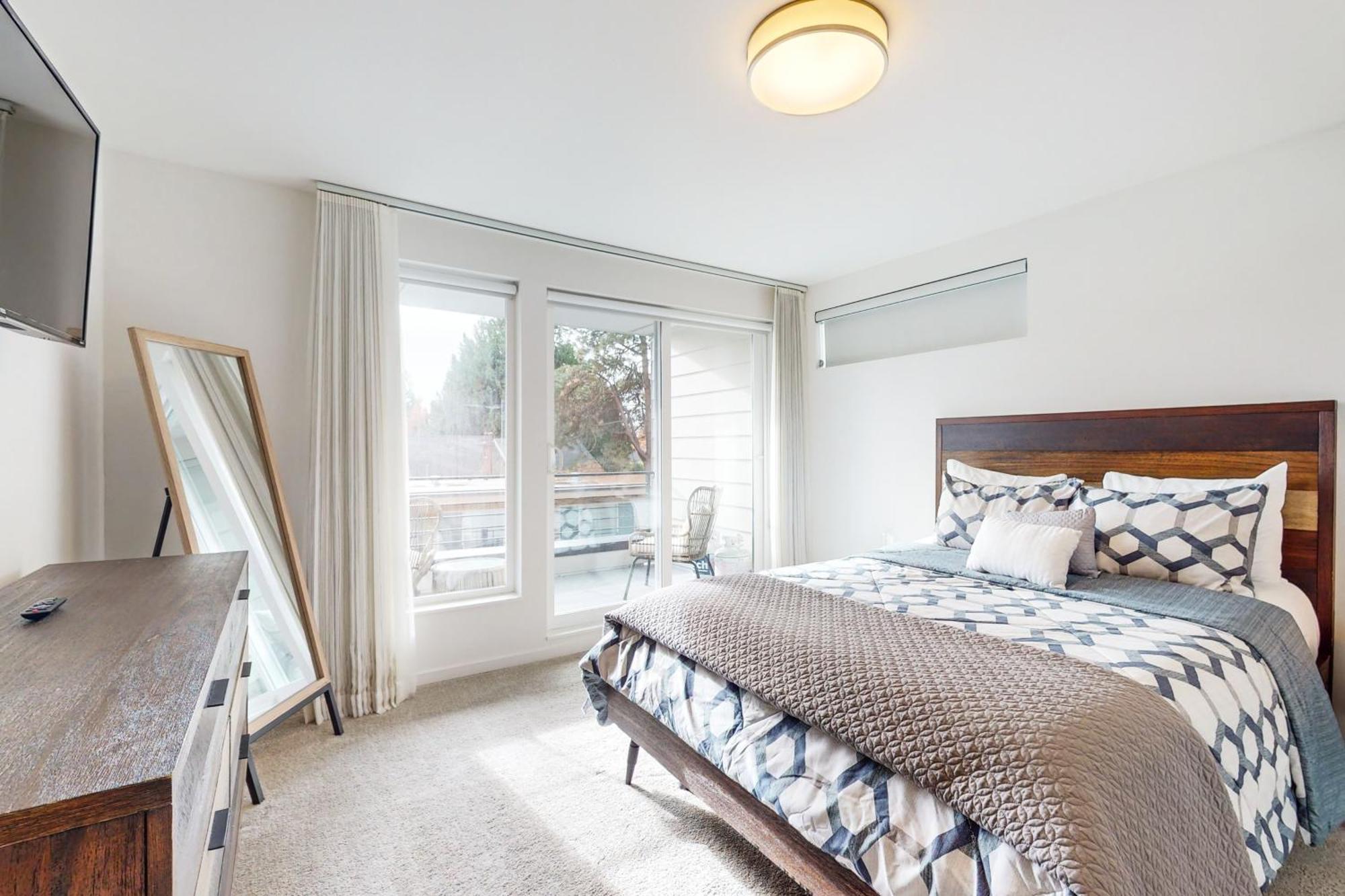 West Urban Oasis Holiday home
