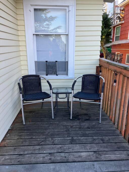 Seattle-queen Anne-- 7 Bedroom 3 Ba--one Block To Spu Holiday home