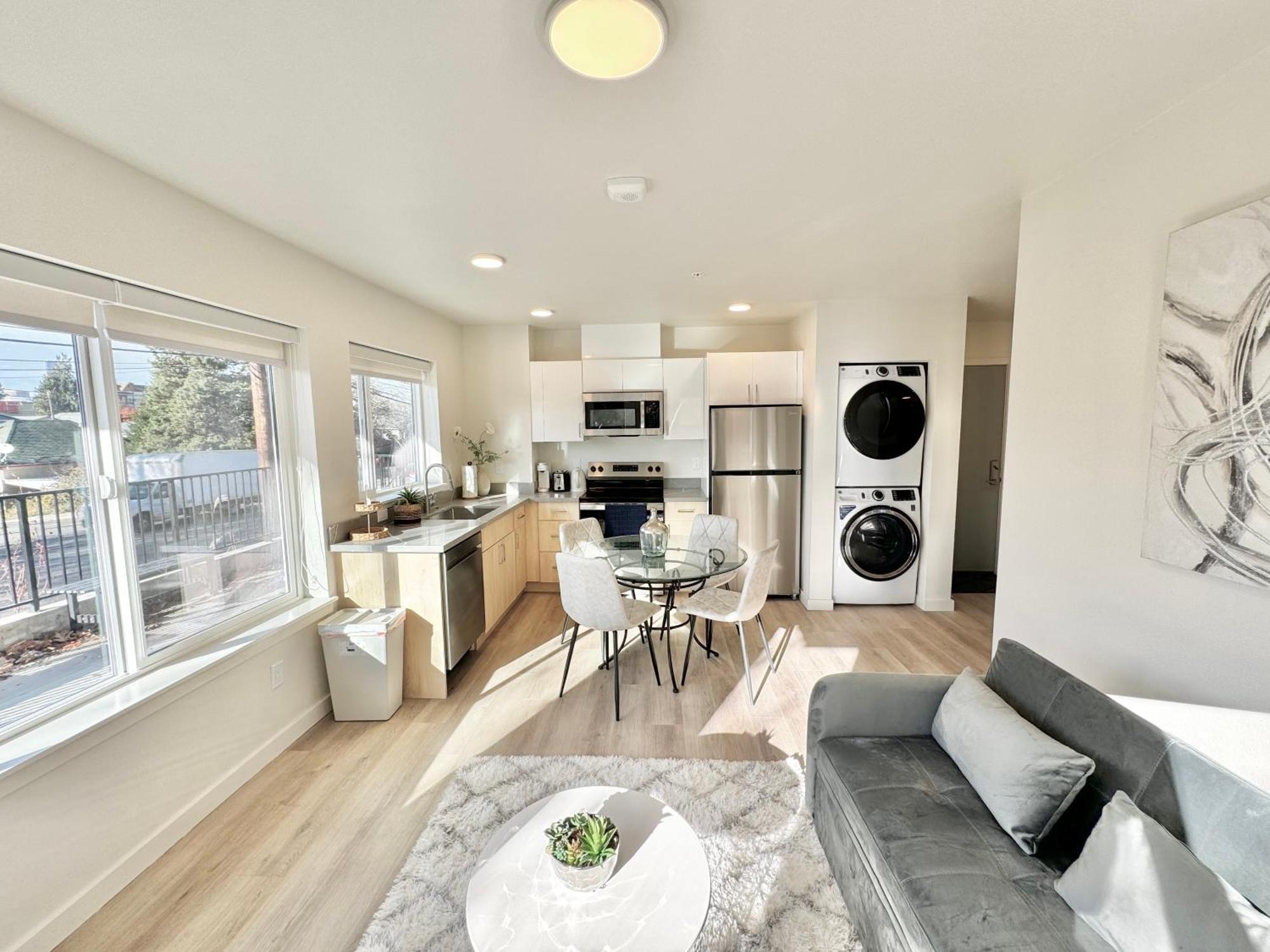 Apartment Luxurious Downtown In *