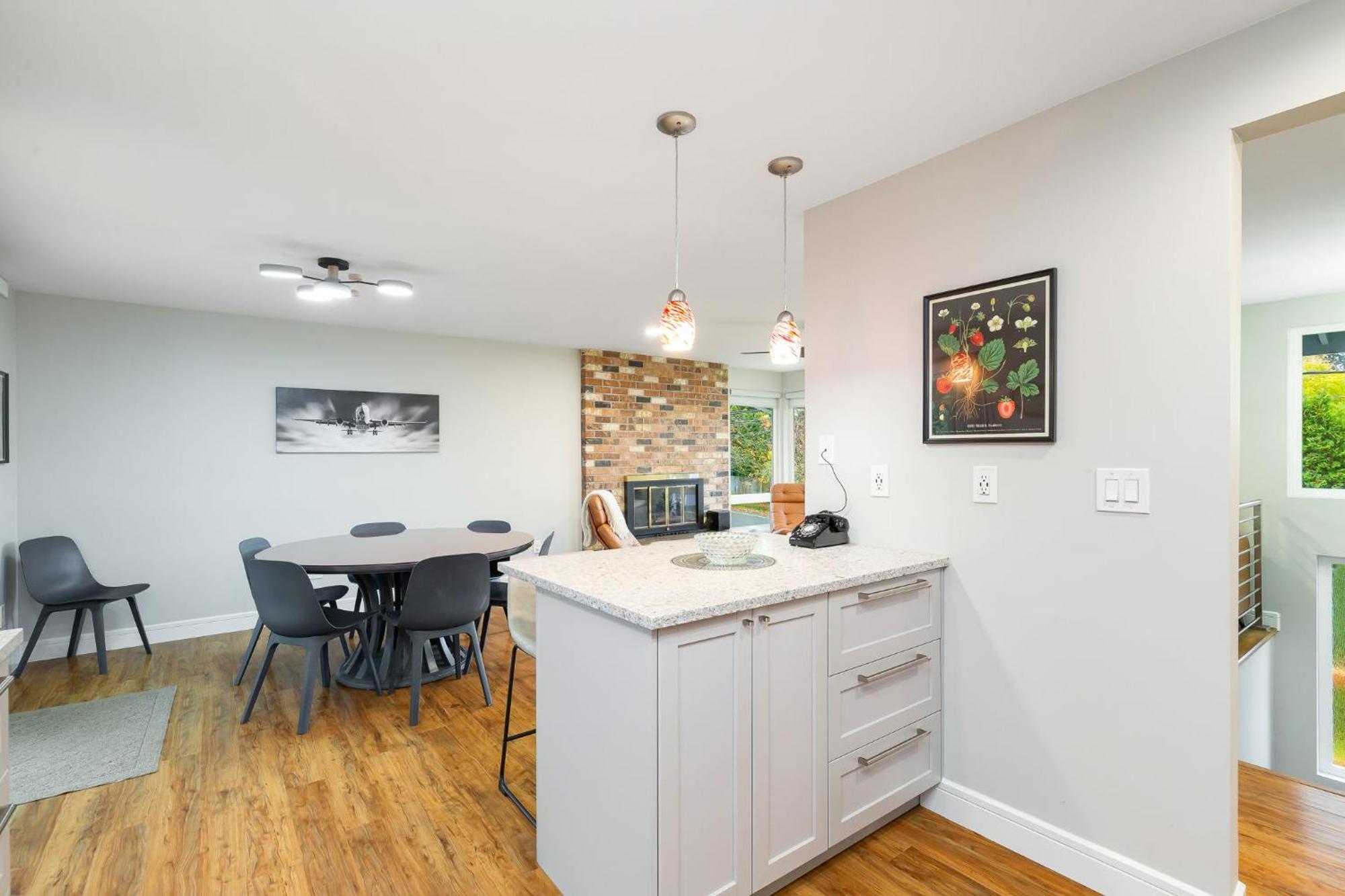Relaxing 3bd West Escape Holiday home Seattle