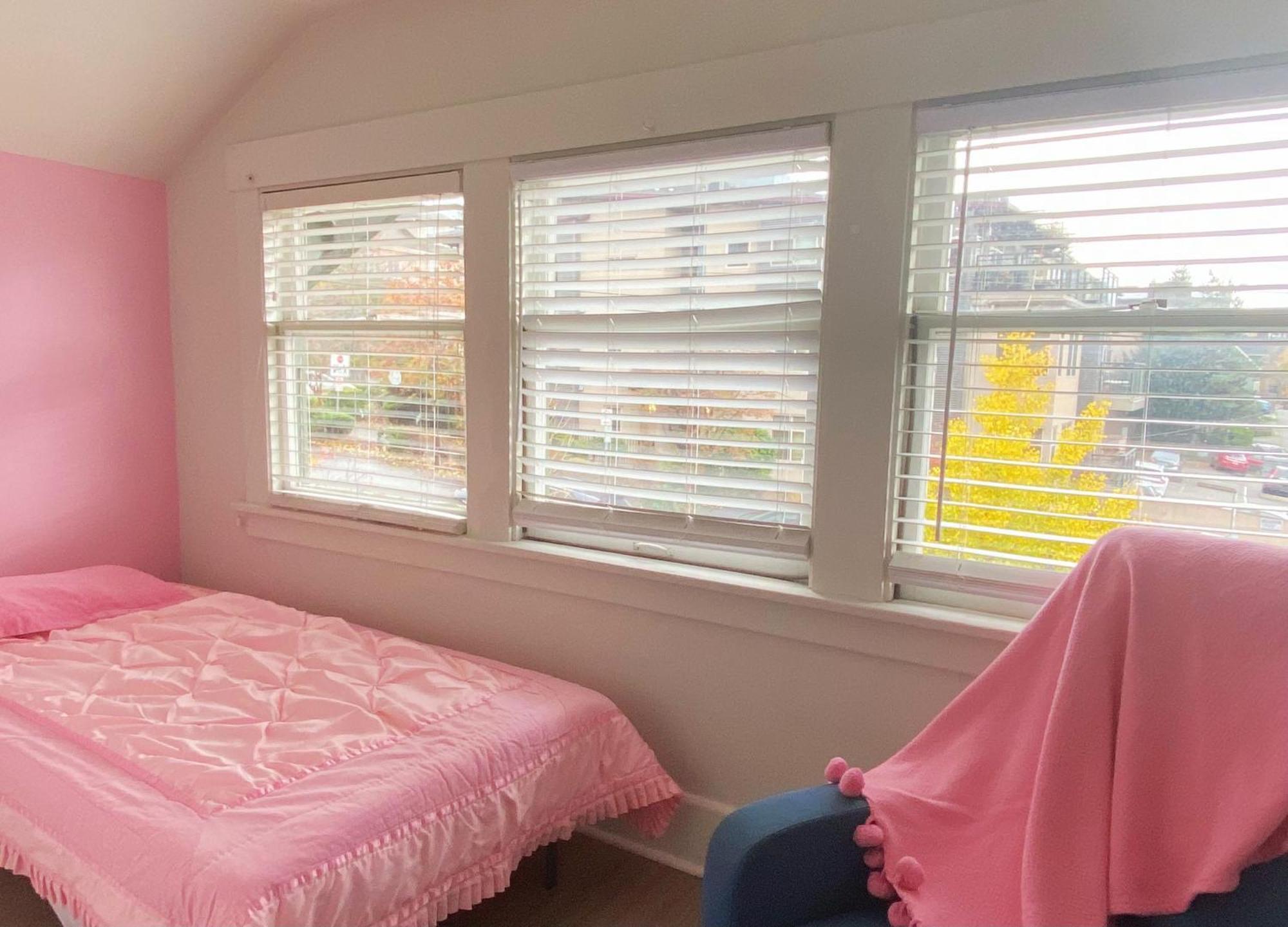 Holiday home Vintage 3 Bedroom In Prime Eastlake With Private Parking Seattle