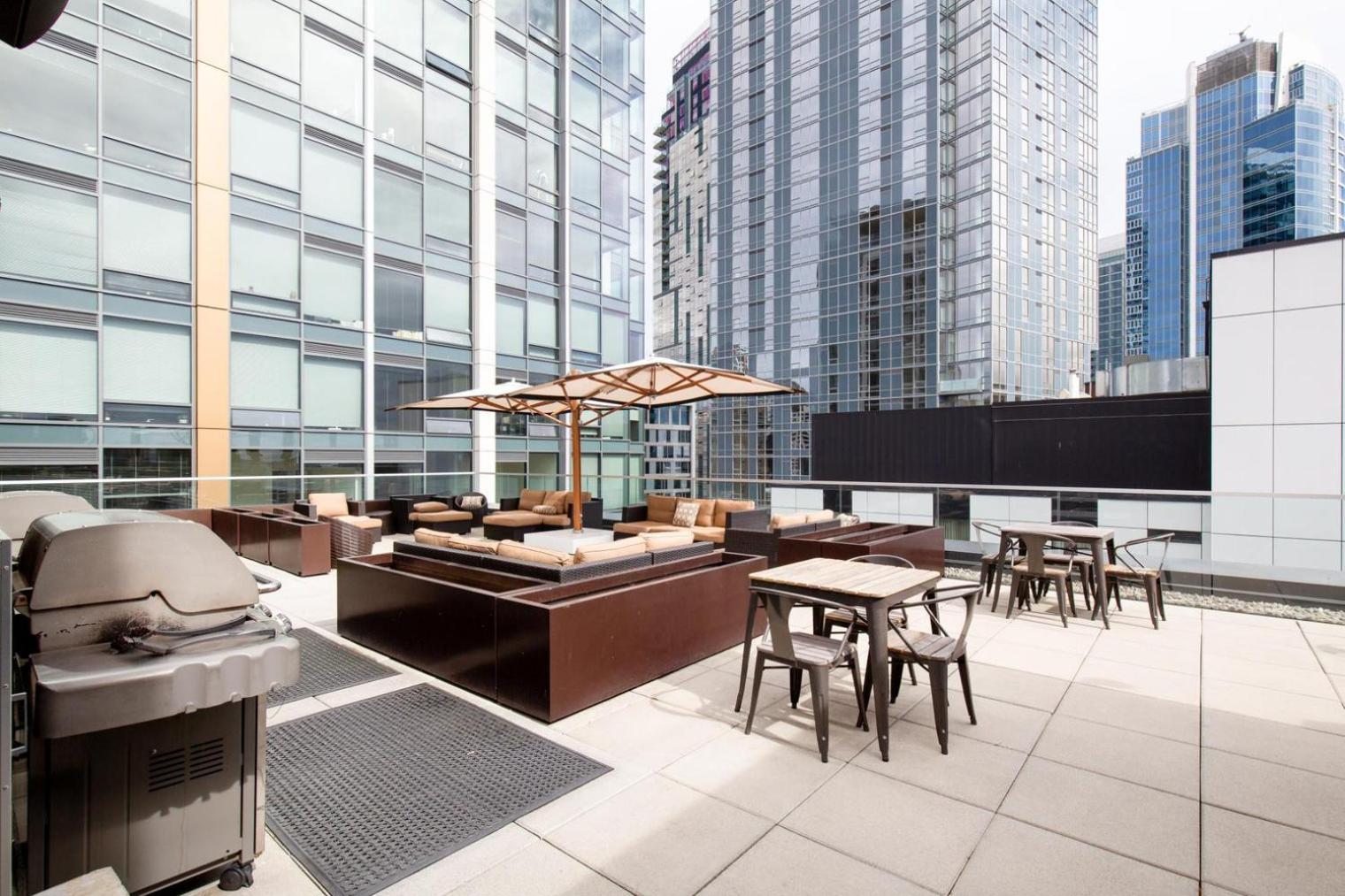Apartment Downtown 1br W Gym Wd Walkable Location Sea-29 *