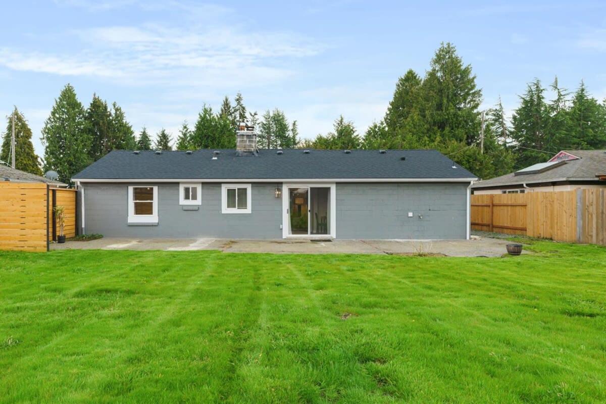 Tranquil North Olympic Hill Rambler Holiday home Seattle