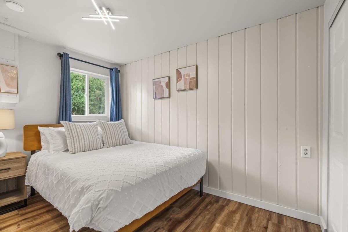 Tranquil North Olympic Hill Rambler Holiday home