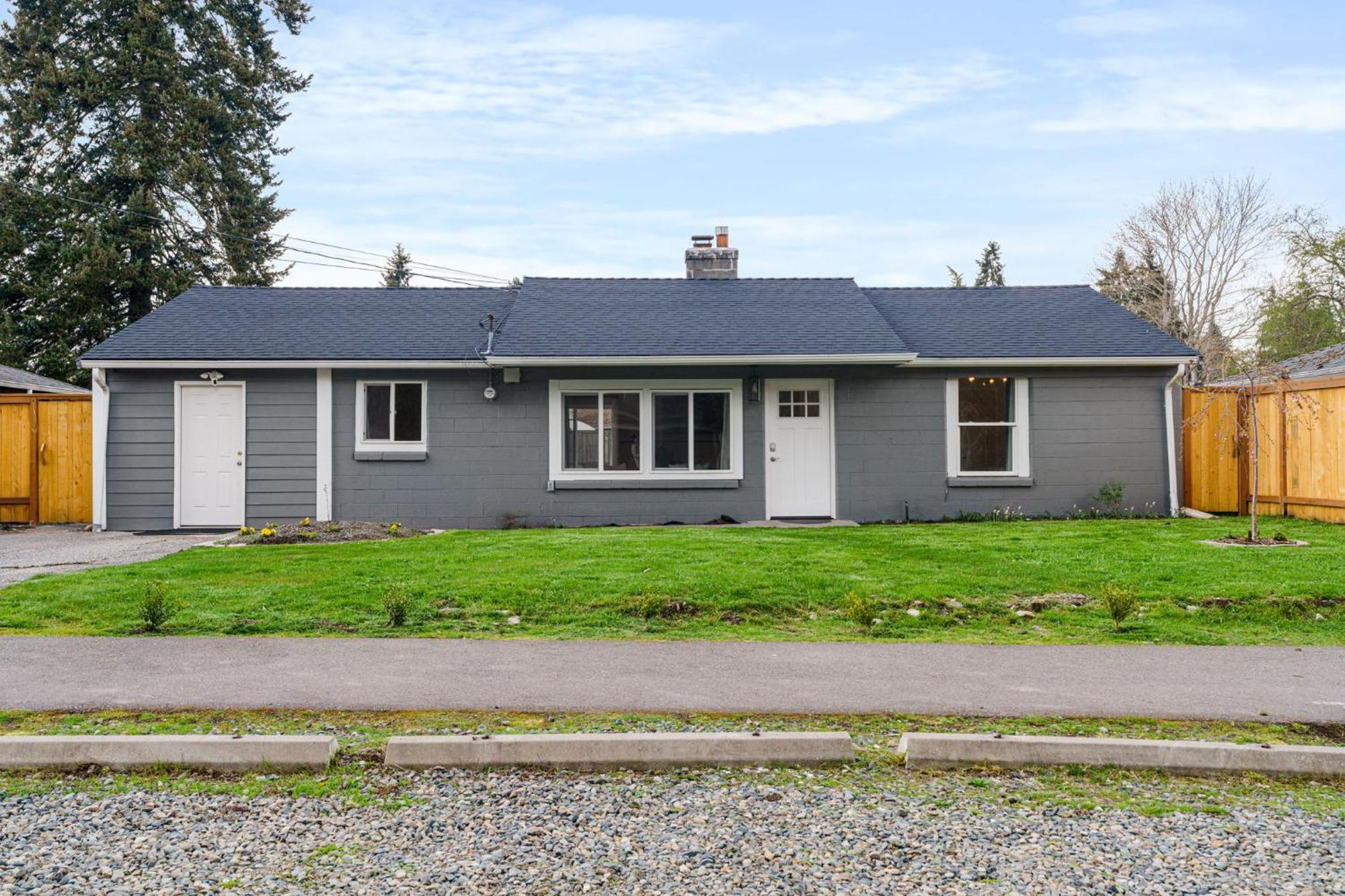 Tranquil North Olympic Hill Rambler Holiday home Seattle