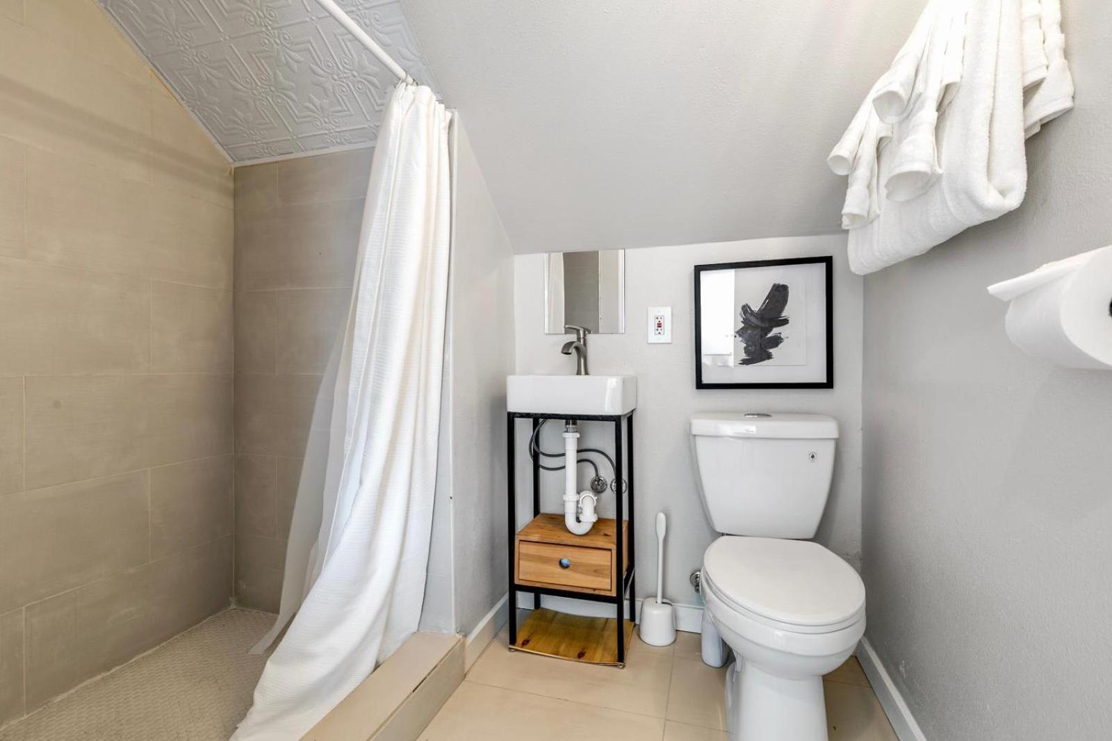 Vintage Meets Modern Spacious Capitol Hill Single Family With 97 Walk Score