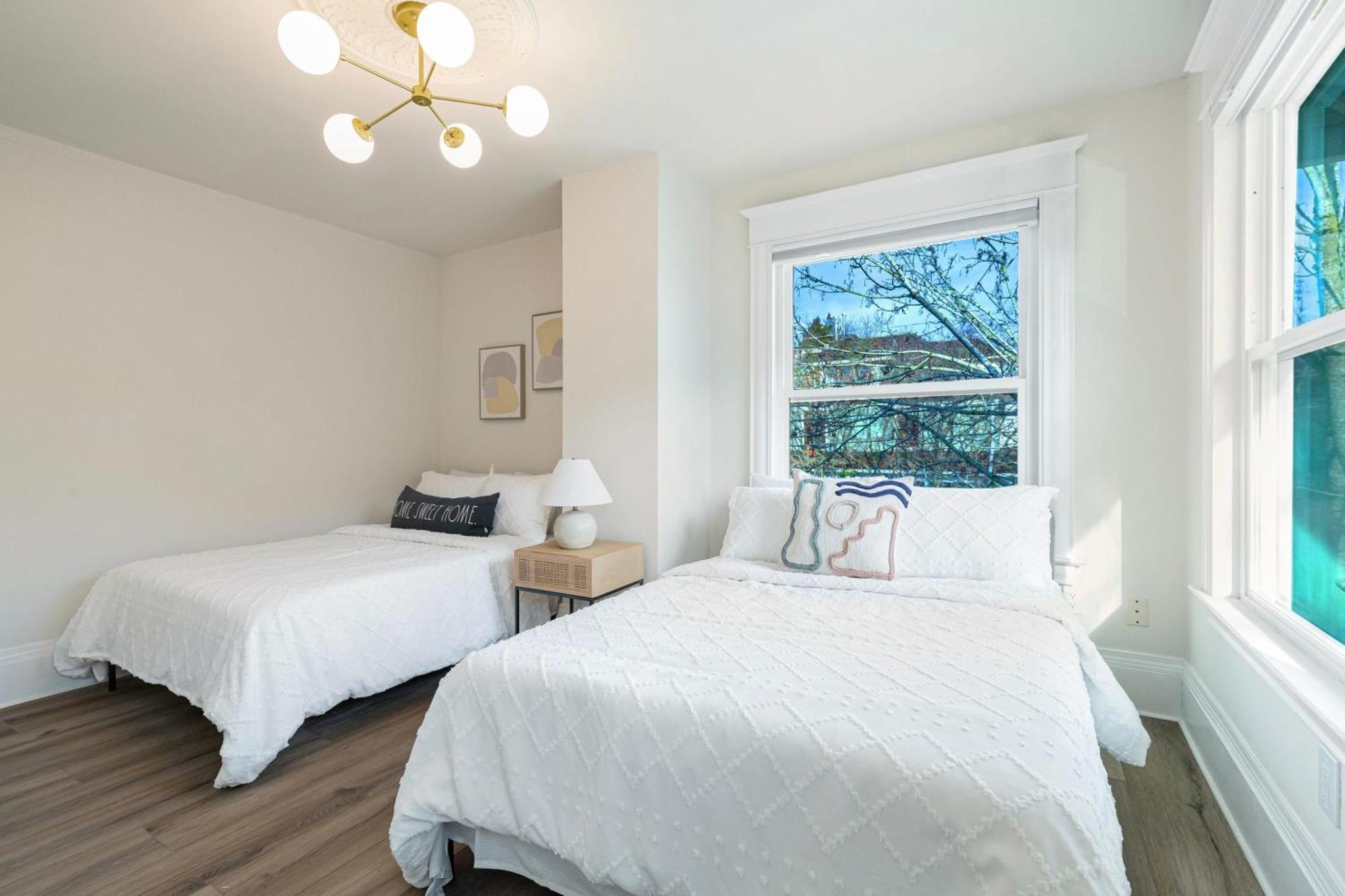 Vintage Meets Modern Spacious Capitol Hill Single Family With 97 Walk Score *