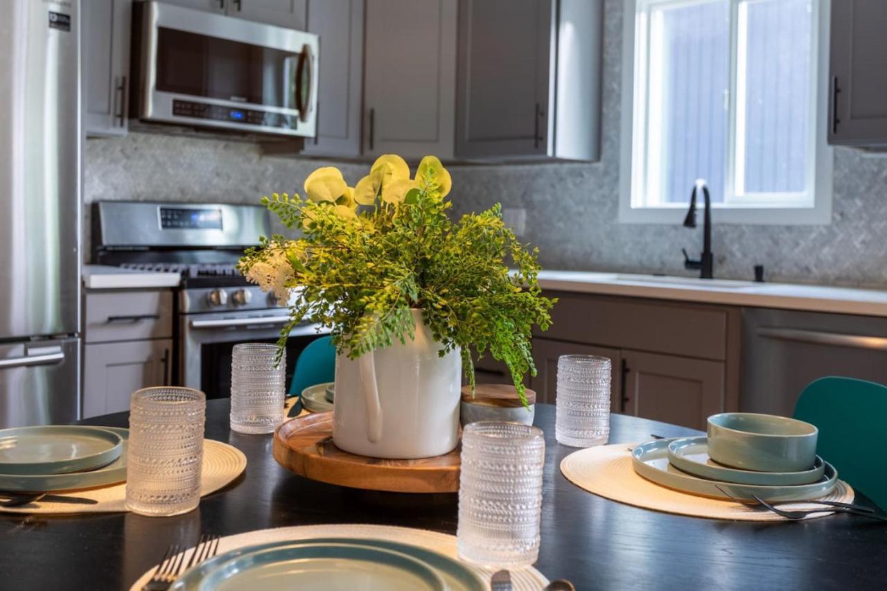 Cozy Unit With Porch Near Arboretum And Transit *