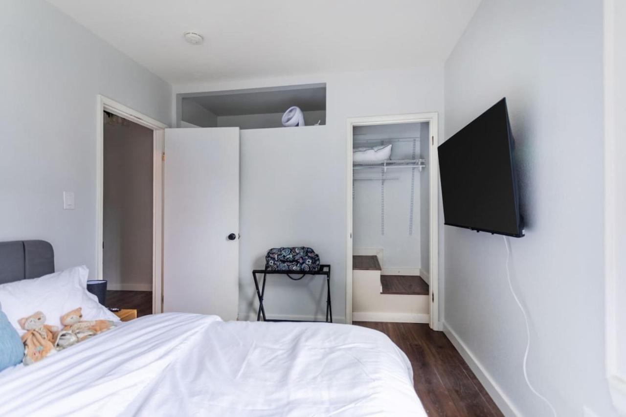 Cozy Unit With Porch Near Arboretum And Transit Apartment *