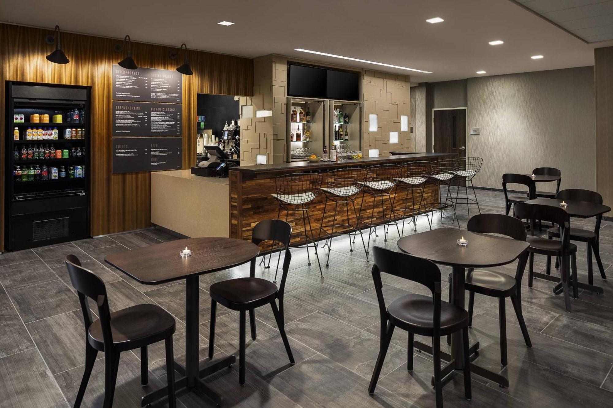 Courtyard By Marriott Northgate