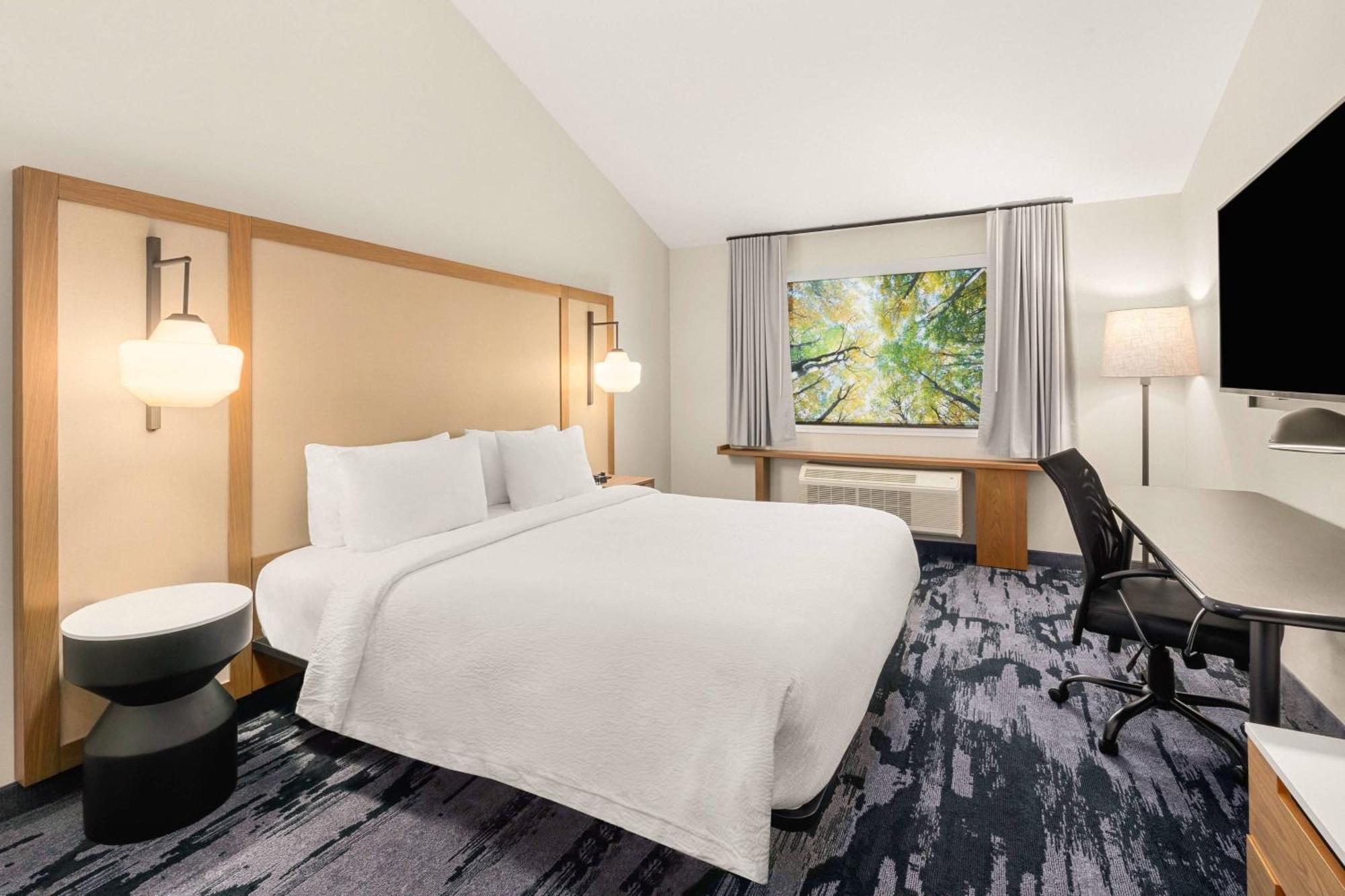 Fairfield & By Marriott Downtown/seattle Center Hotel