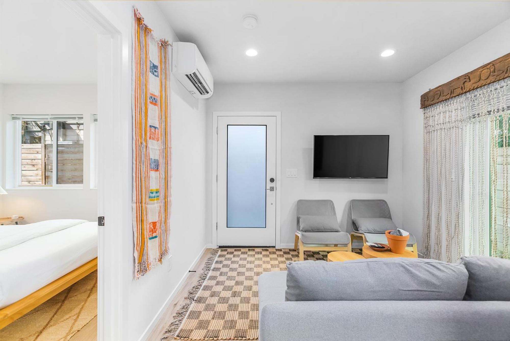 Apartment The Sweetest - 91 Walkscore!