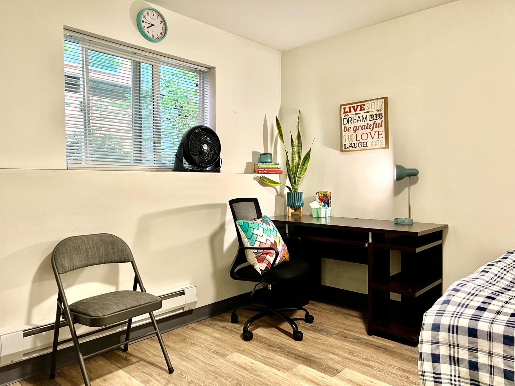Apartment Private With Shared Bathroom On The 1st Floor 10 Minutes Walk To Of Washington *
