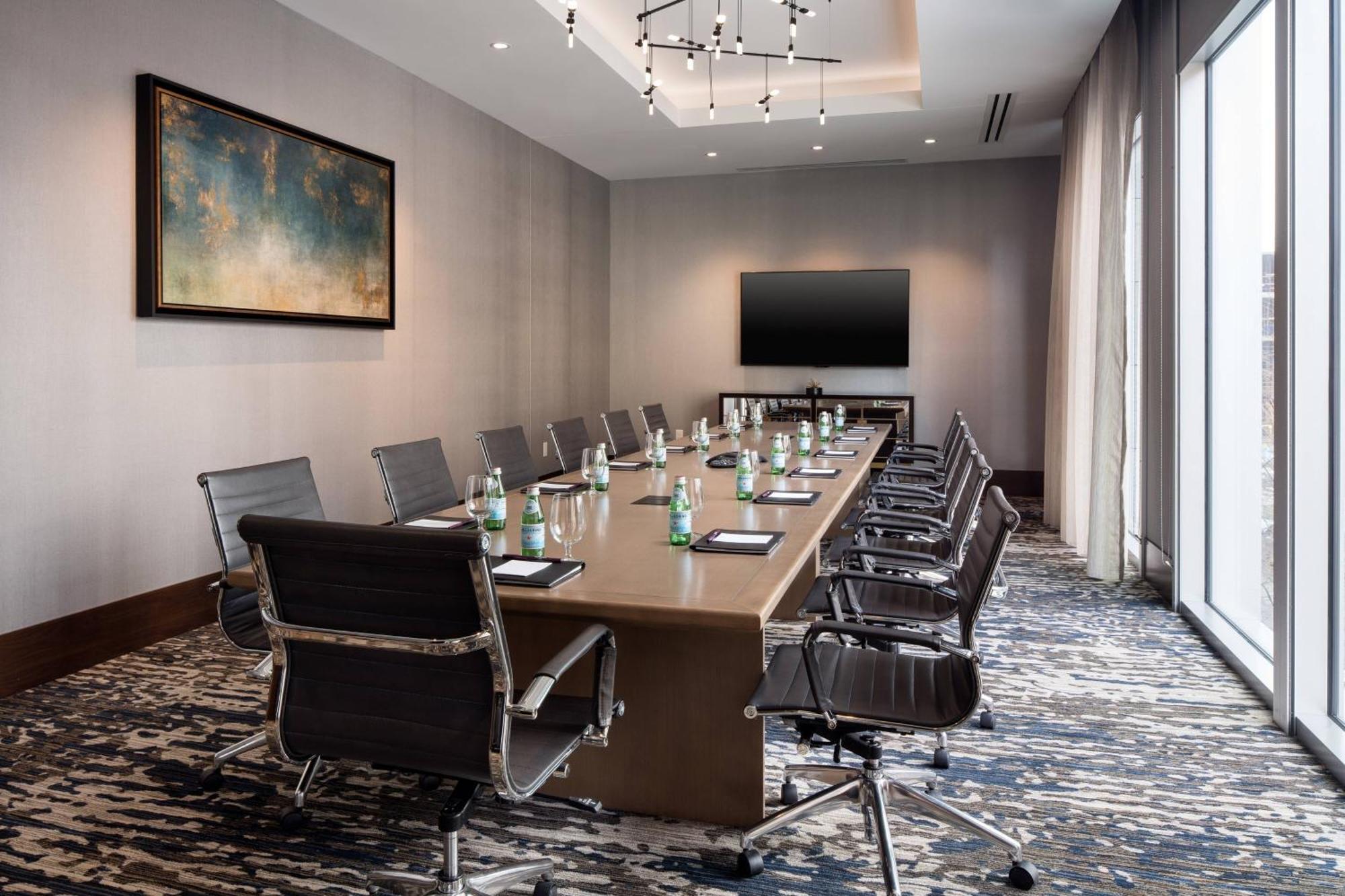 By Marriott Downtown Convention Center Hotel 3*
