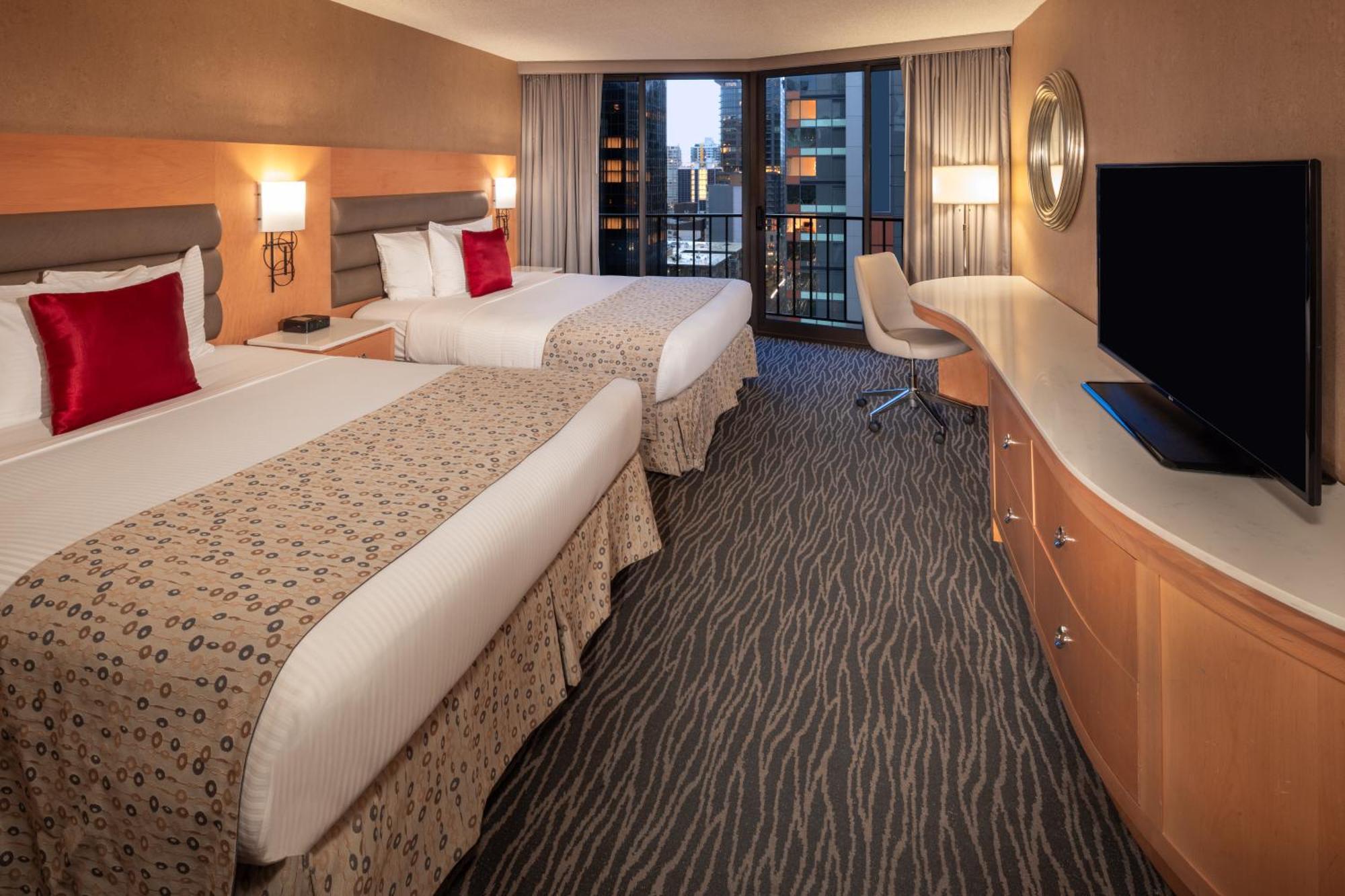 Hotel Warwick 4*