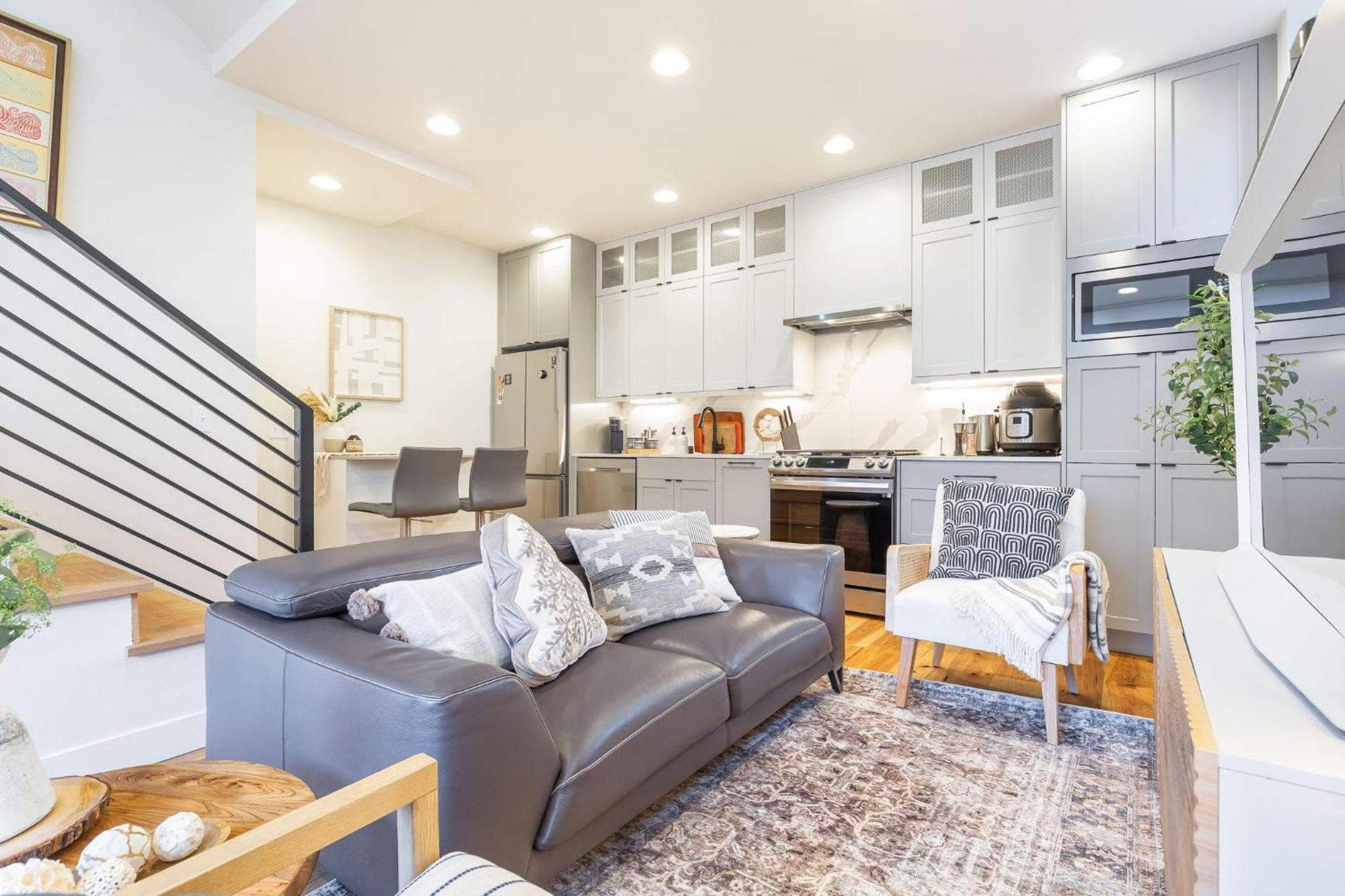 The Ashworth 67 By Betterstay Seattle