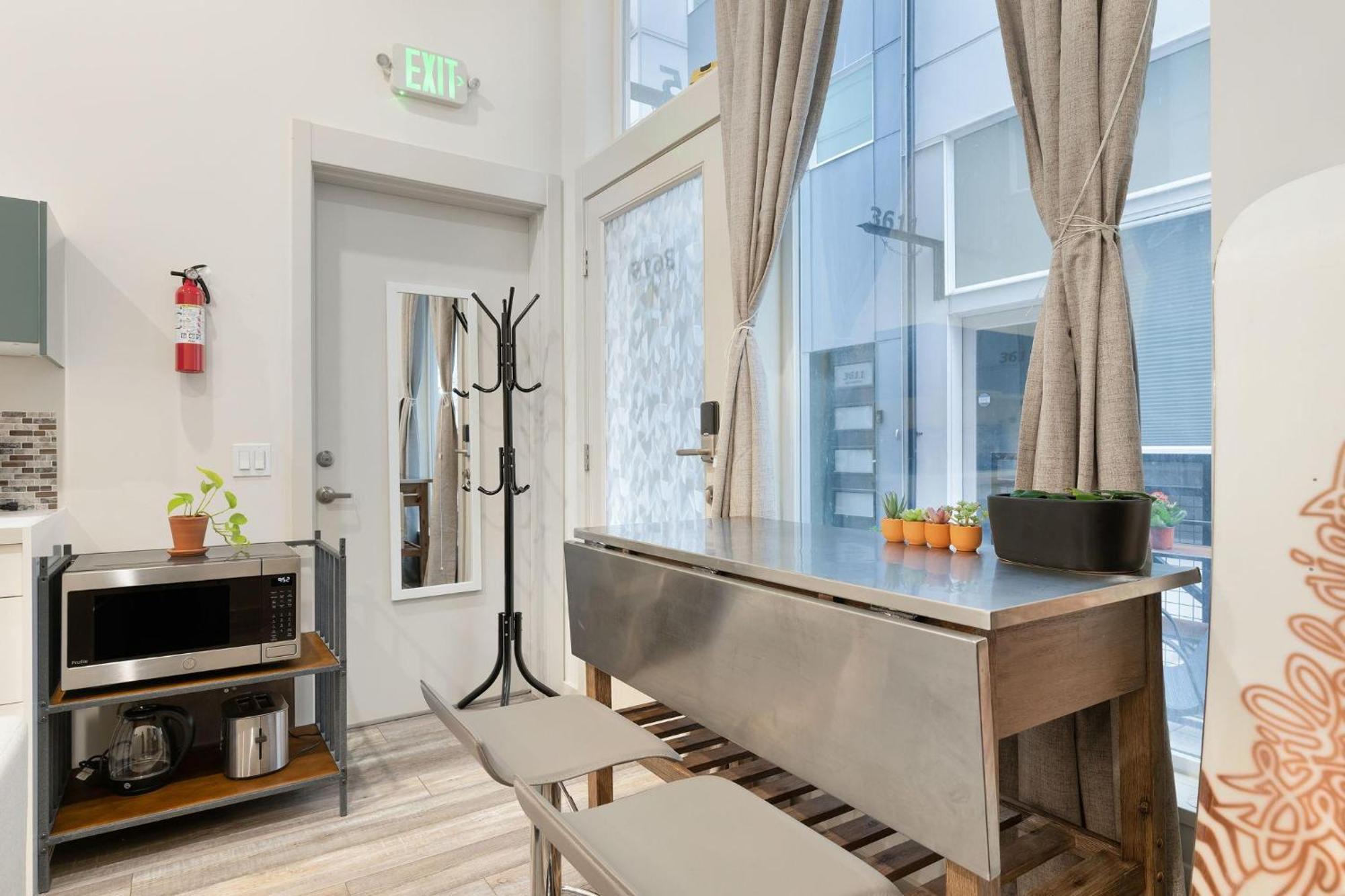 The Canal 15d By Betterstay Seattle