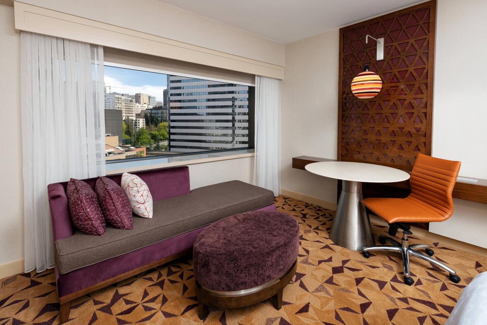 Sheraton Grand 4*