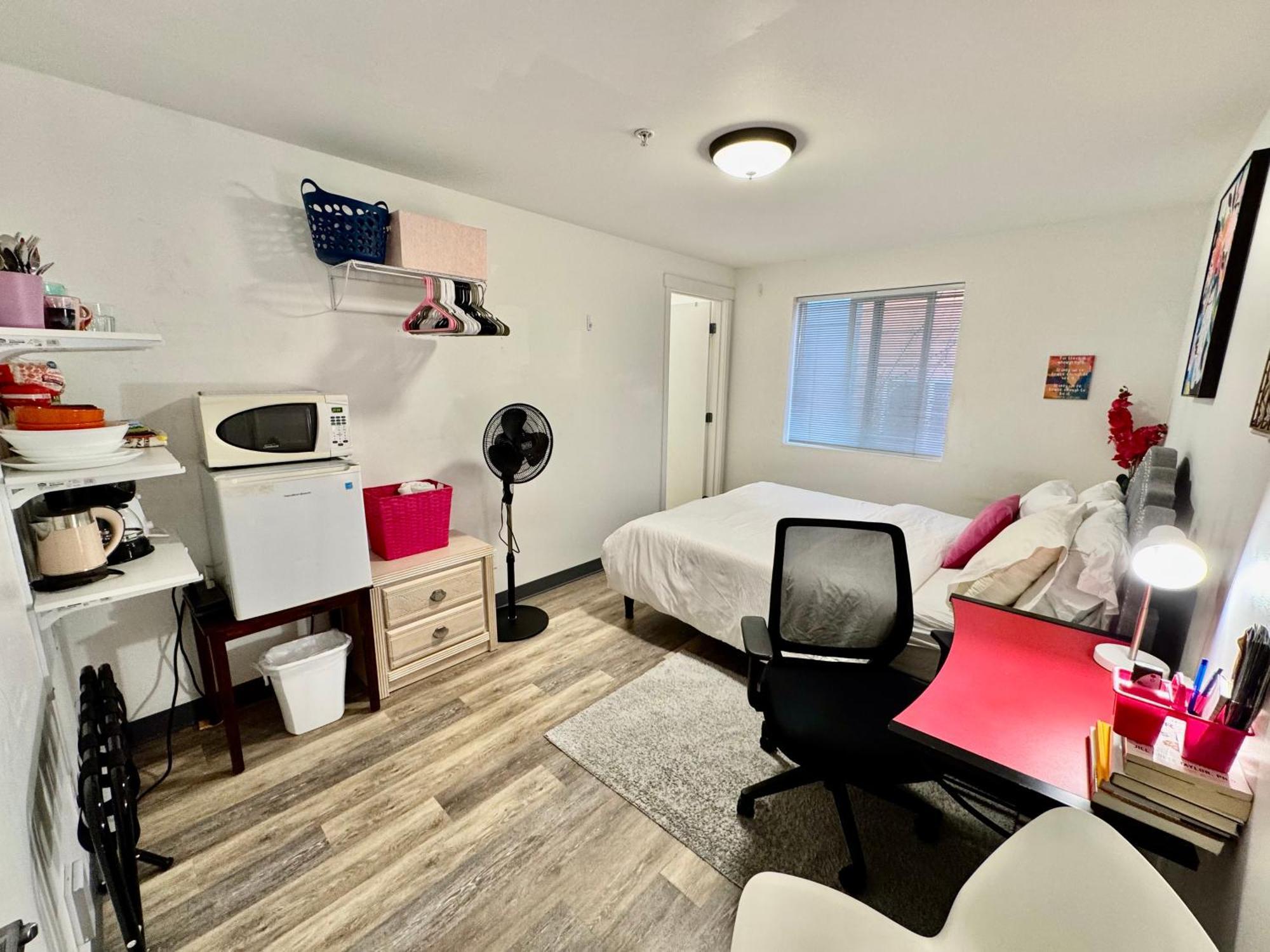 Apartment Micro 10 Minutes Walk To Of Washington Seattle