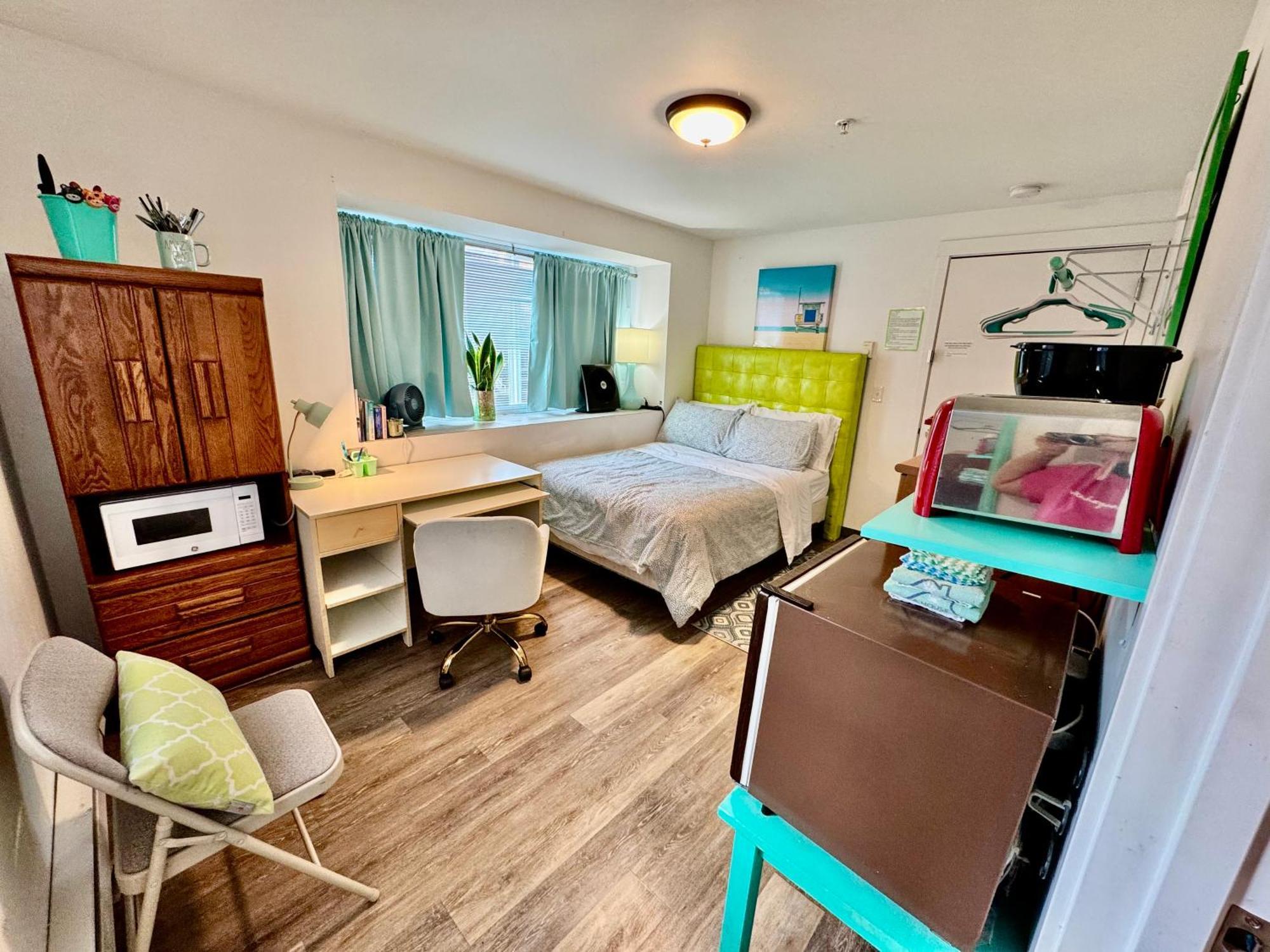 Apartment Micro 10 Minutes Walk To Of Washington