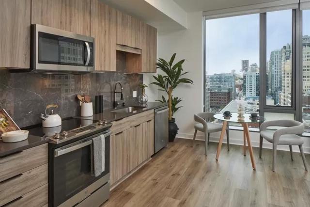1bedroom 1bath Ferris Wheel Apartment *