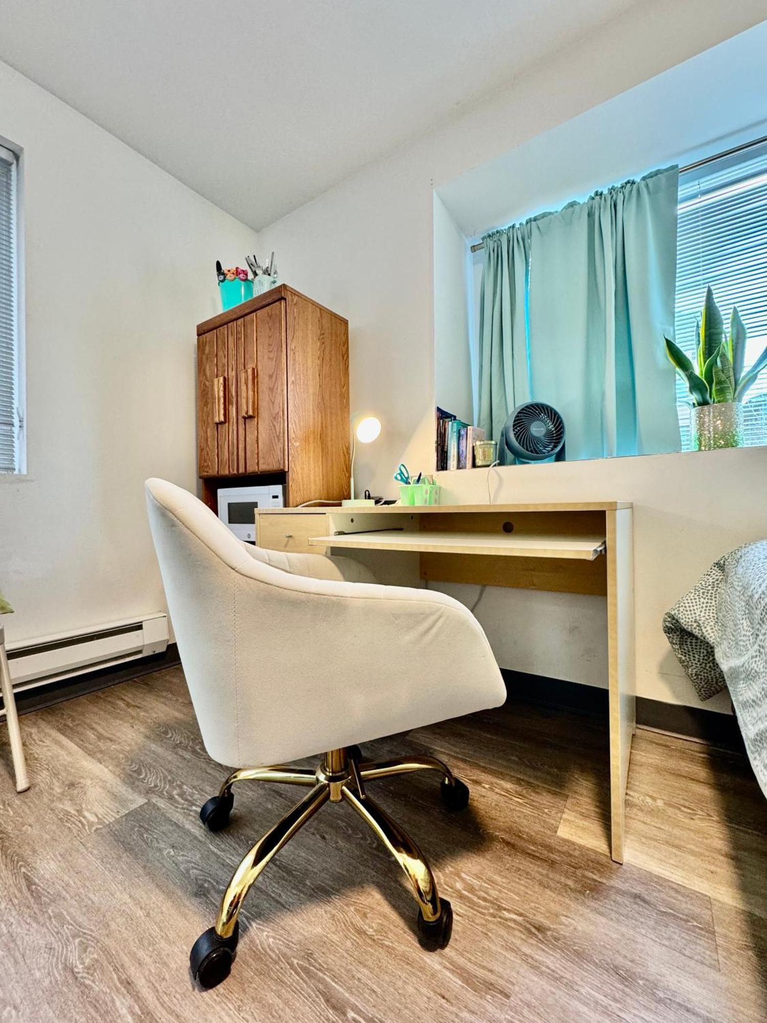 Micro 10 Minutes Walk To Of Washington Apartment *
