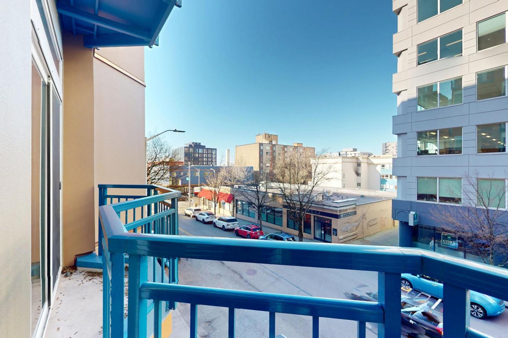 Belltown Court Ii *