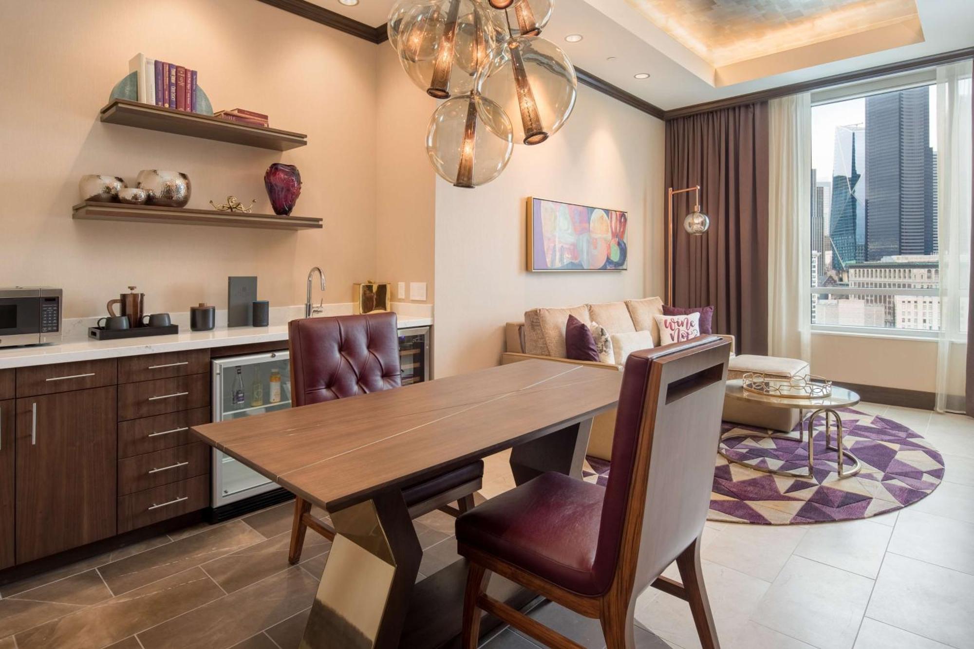 Embassy By Hilton Downtown Pioneer Square Hotel 4*