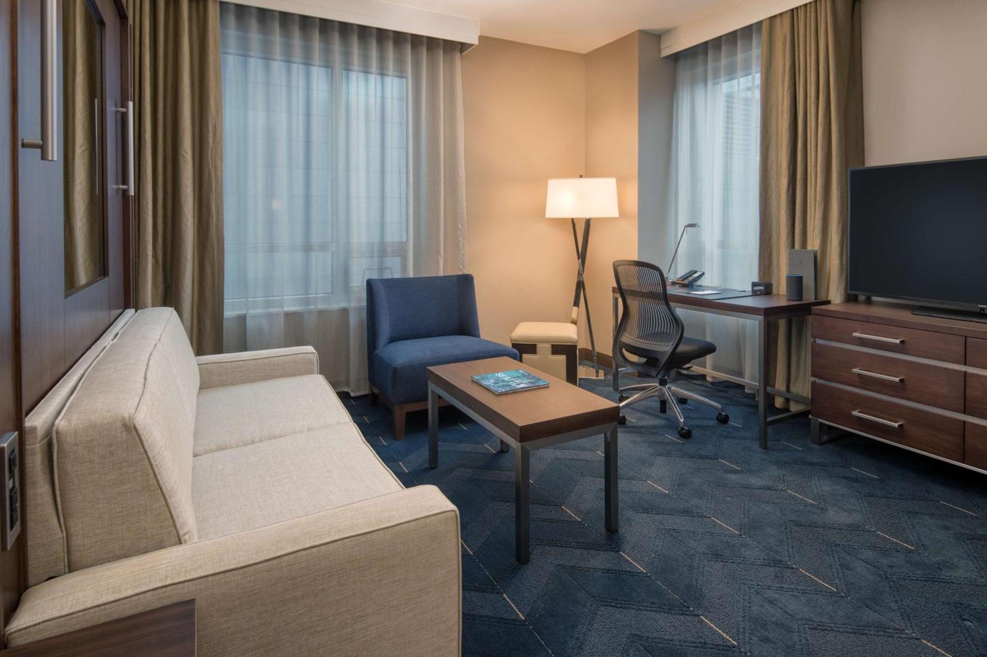 Embassy By Hilton Downtown Pioneer Square 4*