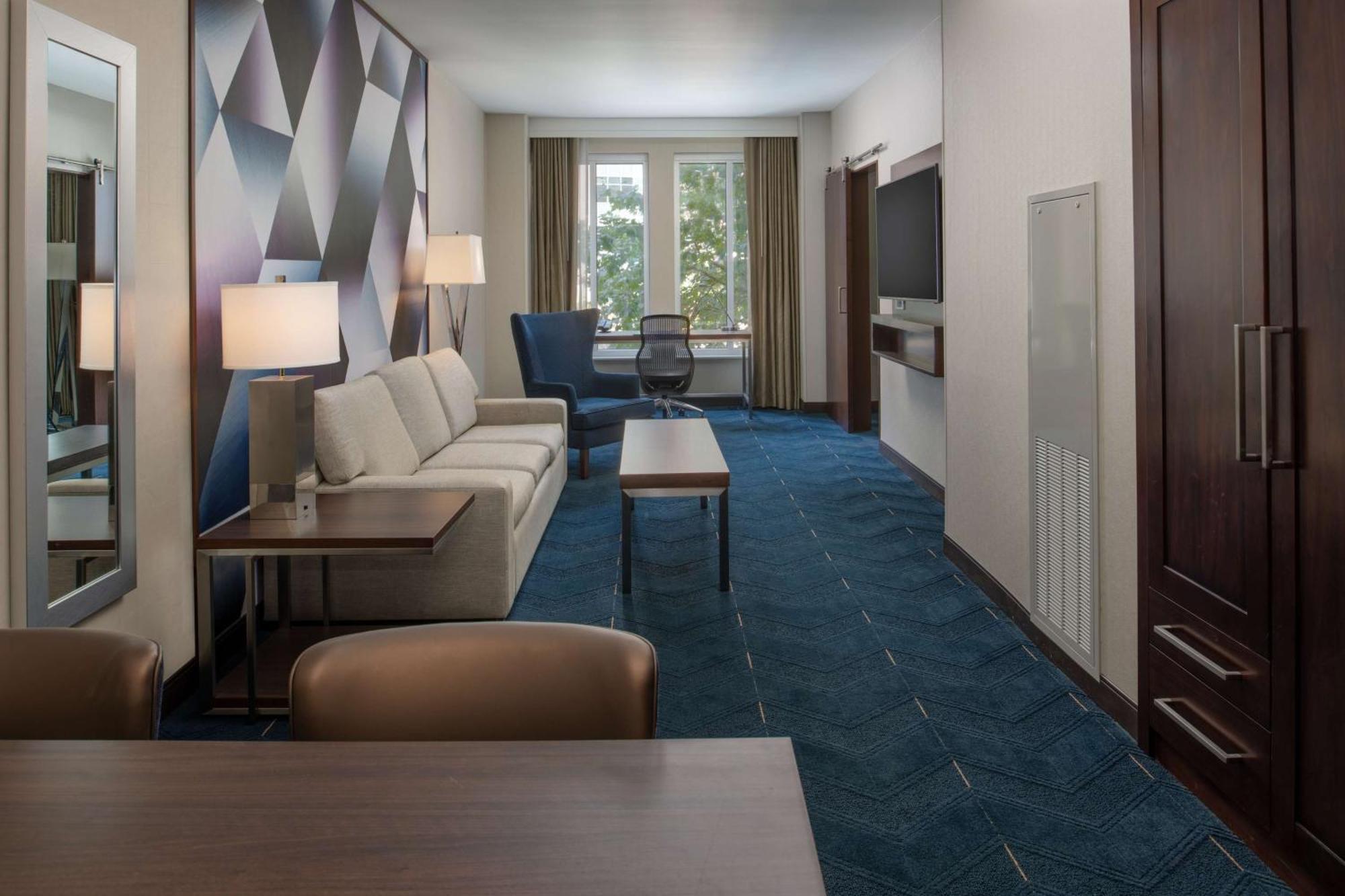 Embassy By Hilton Downtown Pioneer Square 4*